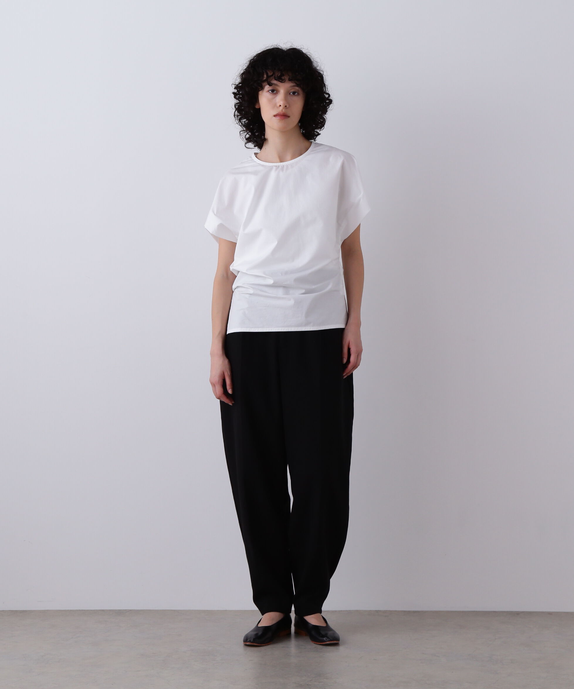 YLEVE 「YLEVE / 100/2 GV TWILL DOUBLE WEAVE CURVED TROUSERS」|その他|ブラック