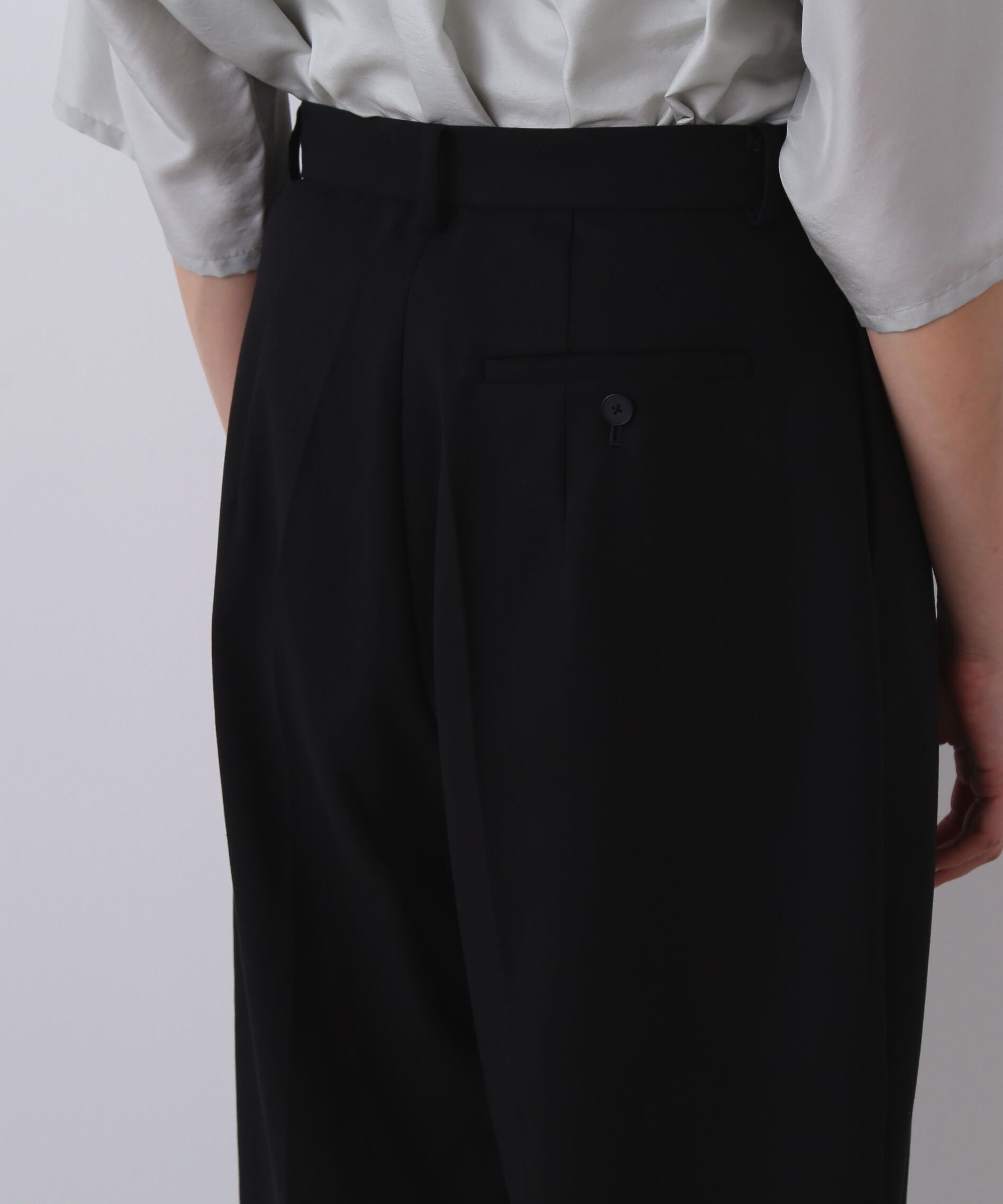 YLEVE 「YLEVE / 100/2 GV TWILL DOUBLE WEAVE CURVED TROUSERS」|その他|