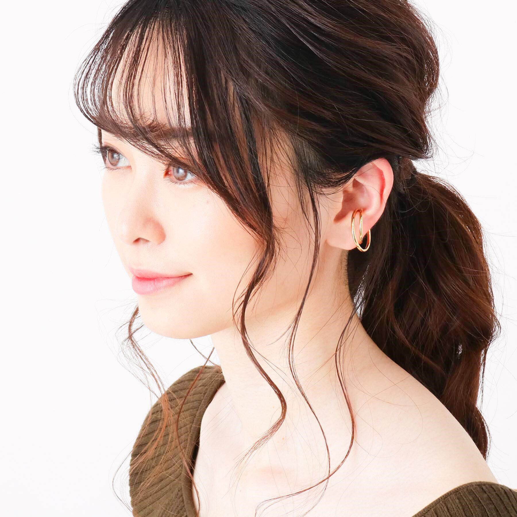 COCOSHNIK「シルバー オーバルクロス イヤーカフ大 GP」|イヤーカフ|