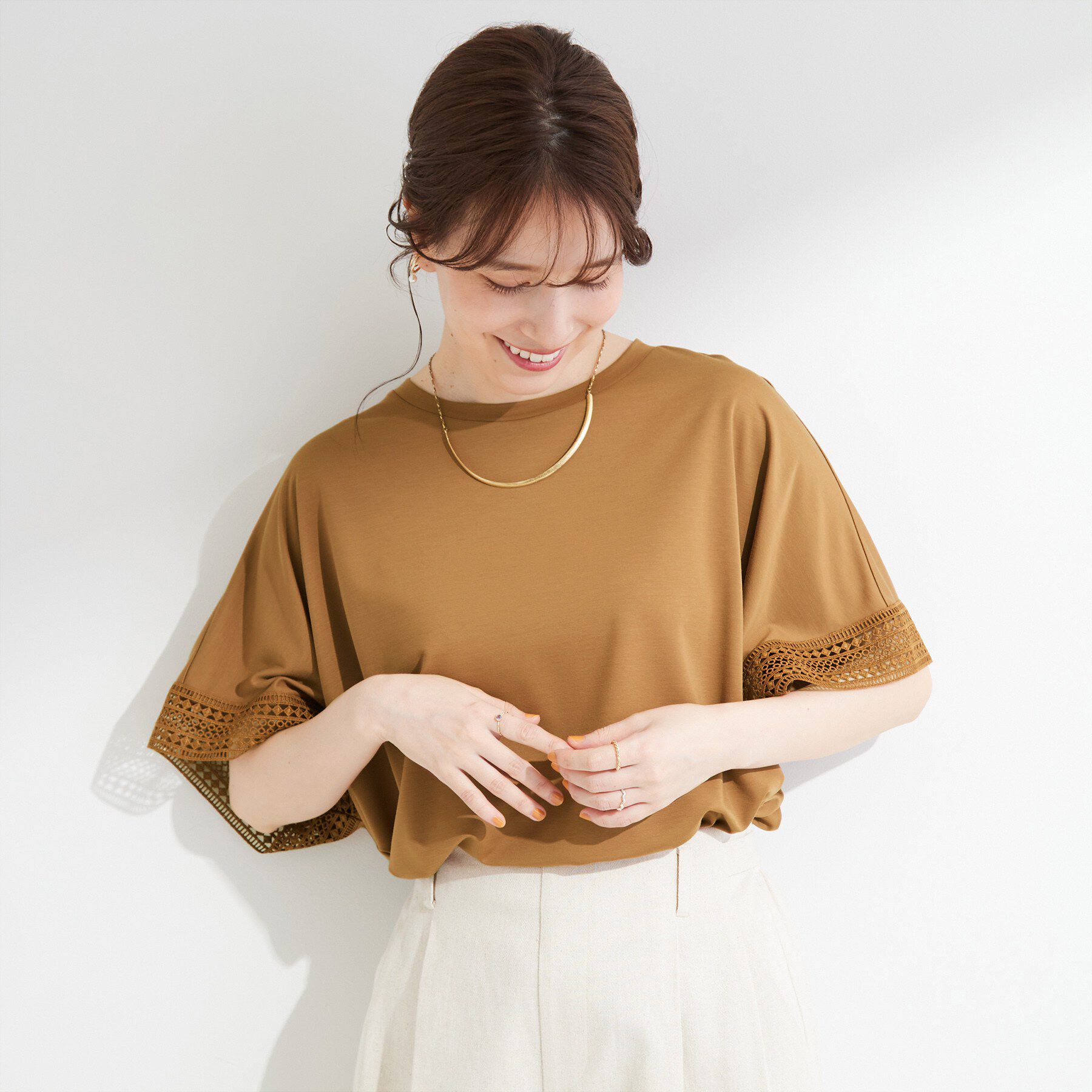 SHOO･LA･RUE「【ひんやり/UV/体型カバー】ヒップ周りが隠せる お袖レースTシャツ」|Tシャツ・カットソー|