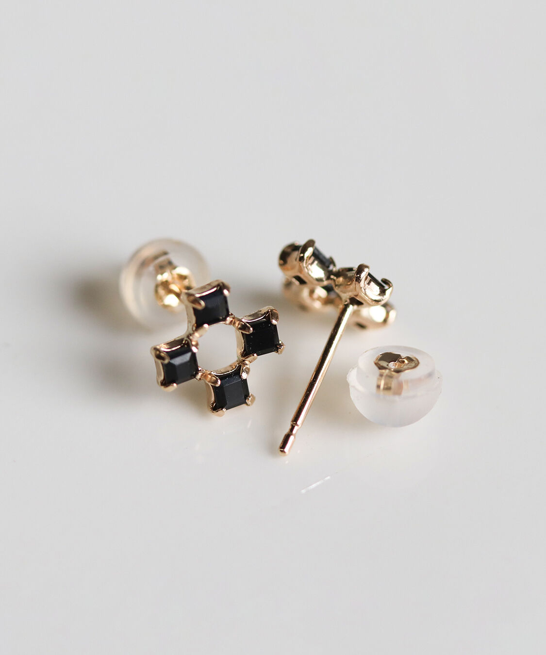  「カラーストーン ジオメトリック ピアス | K10YG」|ピアス|