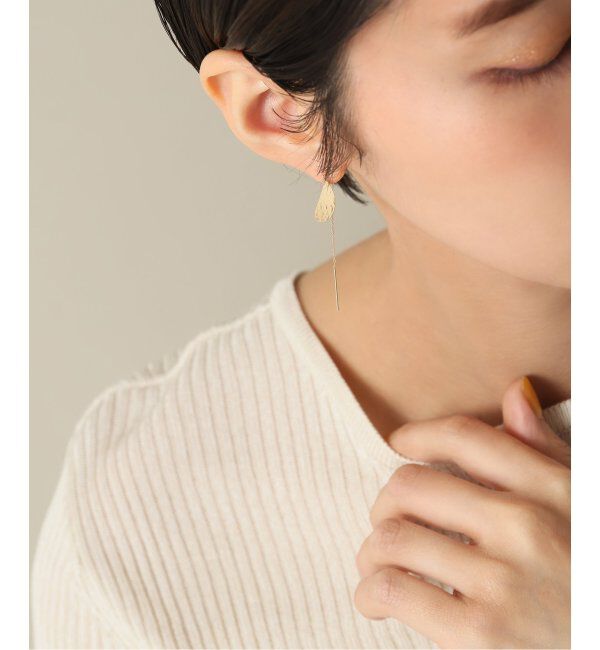 Lilas by Spick&Span「ティアドロップテクスチャーモチーフピアス K10（両耳）」|ピアス|
