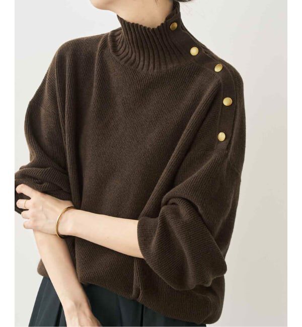 Spick and Span「《予約》ゴールドボタンハイネックニットプルオーバー」|ニット・セーター|ブラウン B