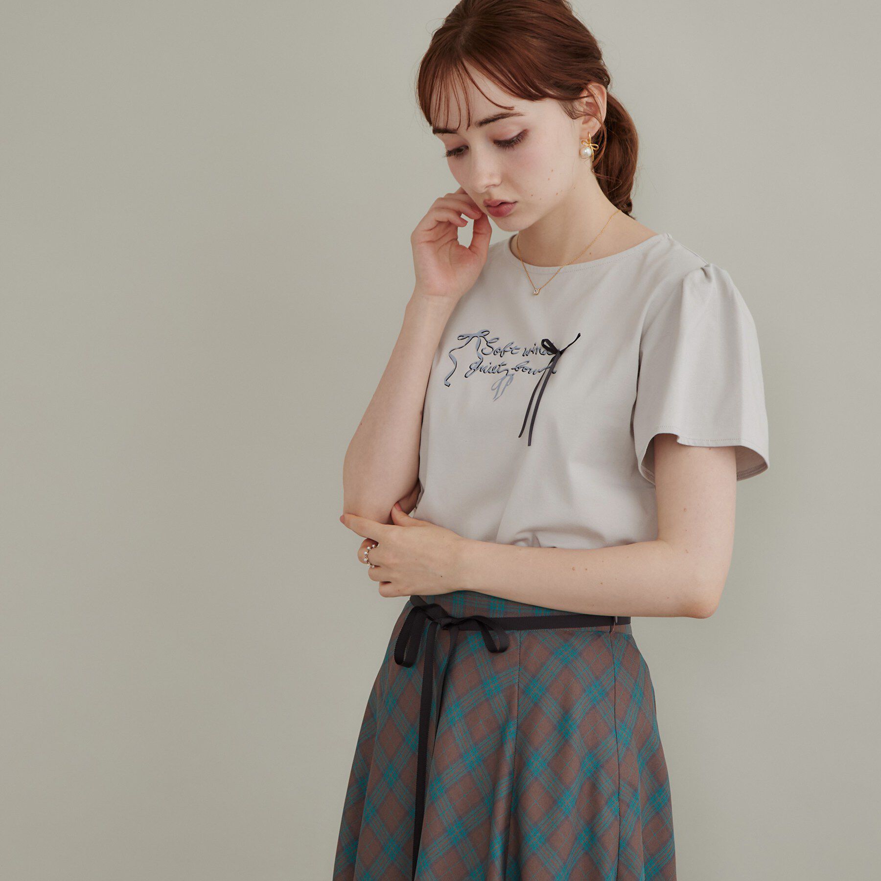Couture broach「リボンロゴTシャツ」|Tシャツ・カットソー|