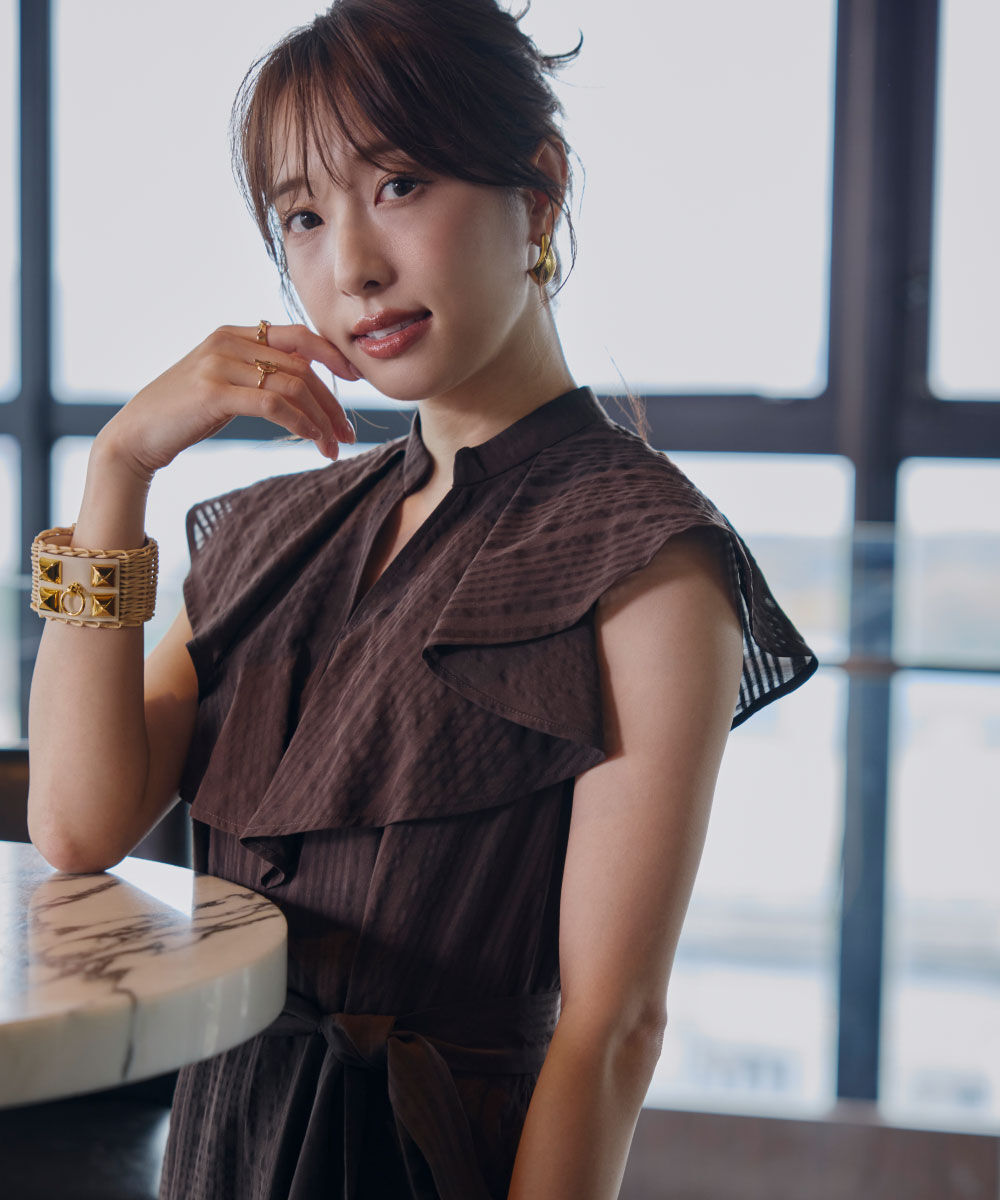  「［冨張愛コラボ］ラッフルネックワンピース」|ワンピース|