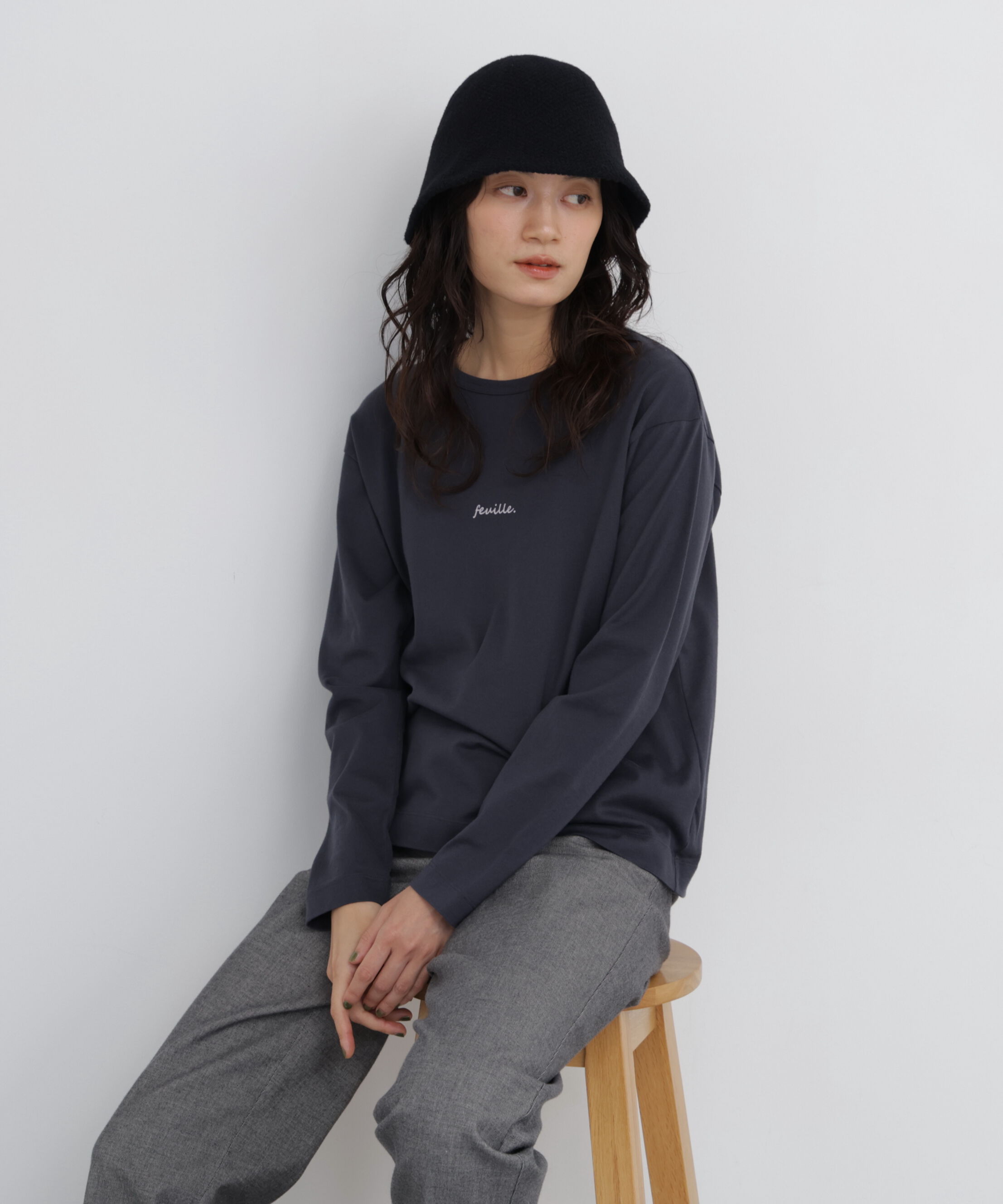  「◆ロゴプリント　ロンＴ」|Tシャツ・カットソー|チャコール1