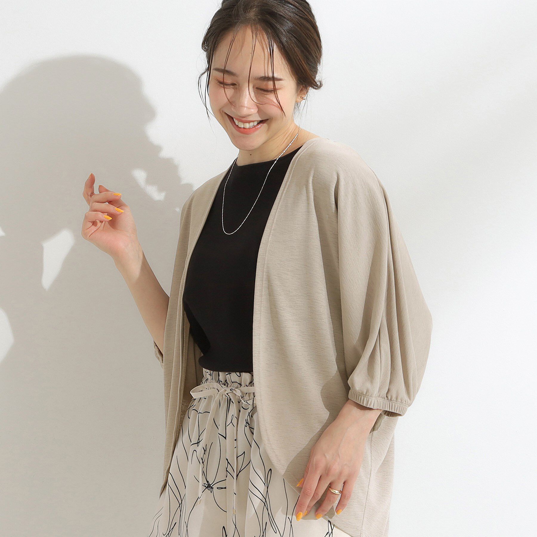 SHOO･LA･RUE「【UV/さらさらタッチ】女性らしさ漂う 5分袖ボレロカーディガン」|カーディガン|ベージュ(052)
