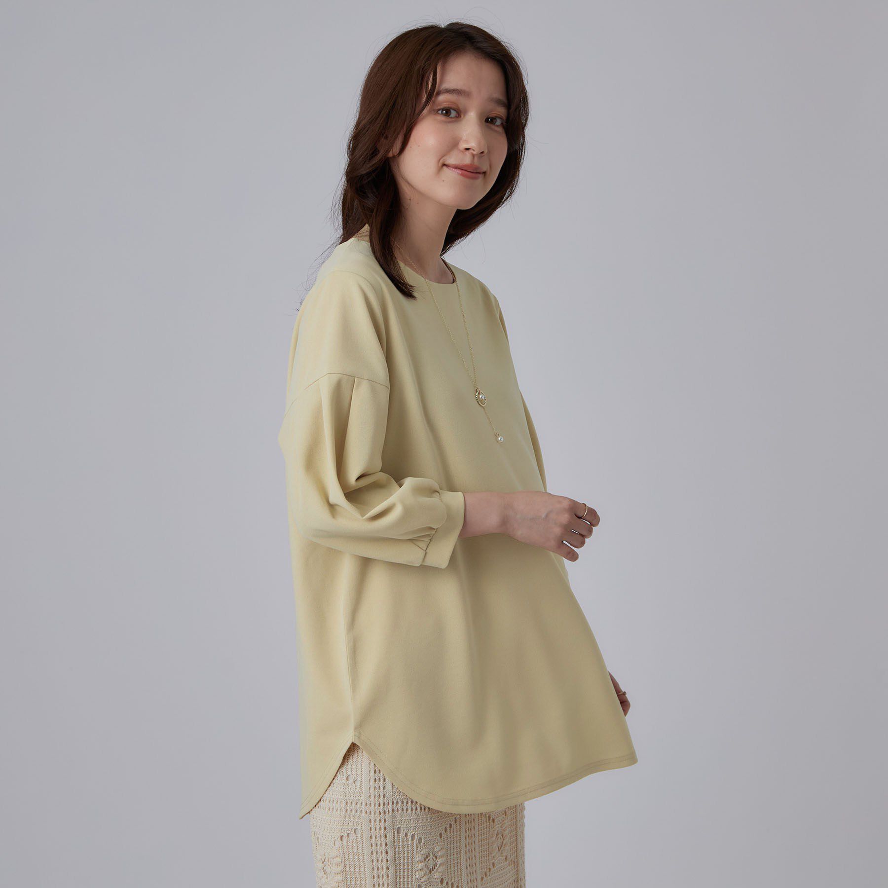 SHOO･LA･RUE「【着丈選べる/2点セット】ネックレス付き やわらか8分袖ブラウス」|Tシャツ・カットソー|