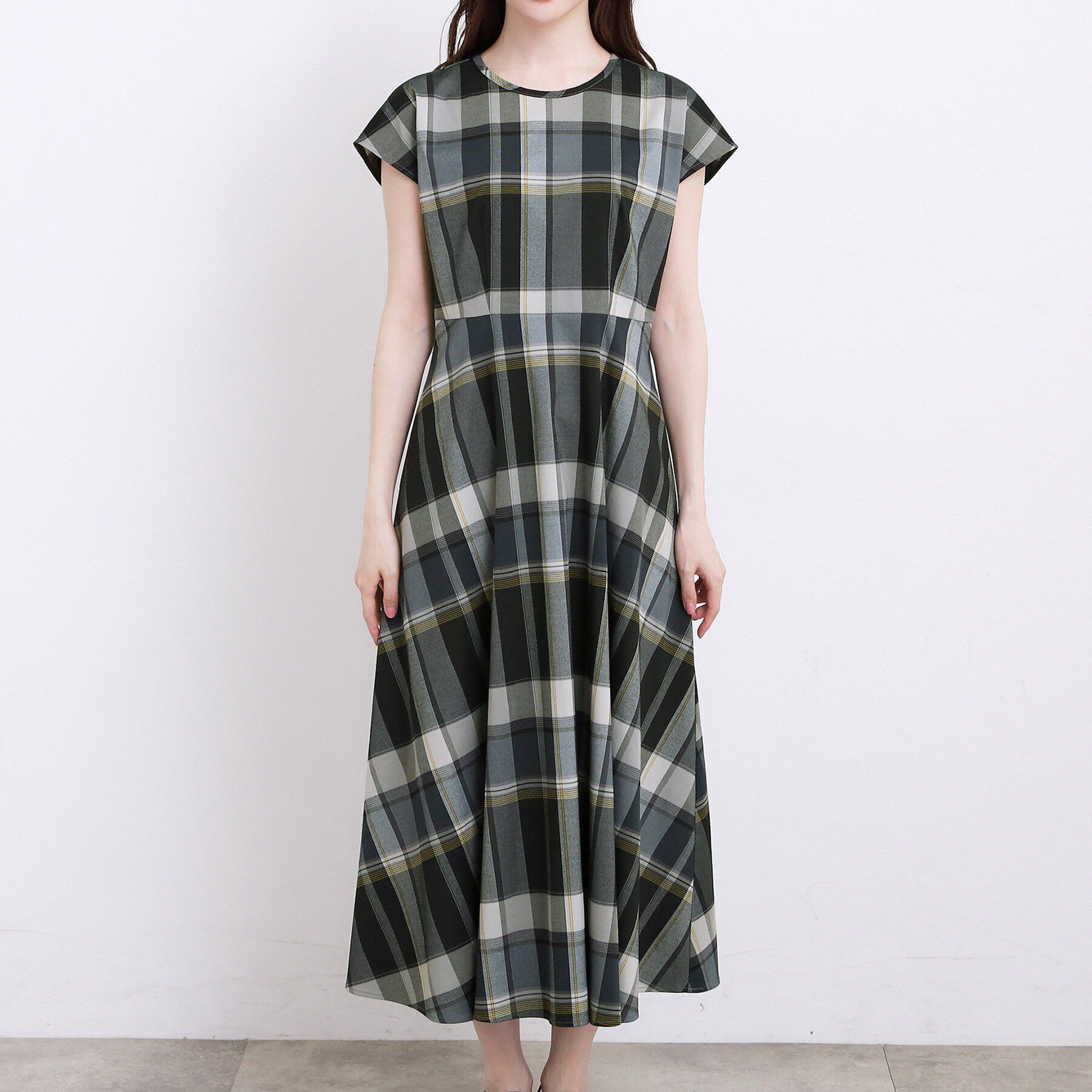 grove「【低身長さんも選べる着丈】マドラスチェックワンピース」|ワンピース|