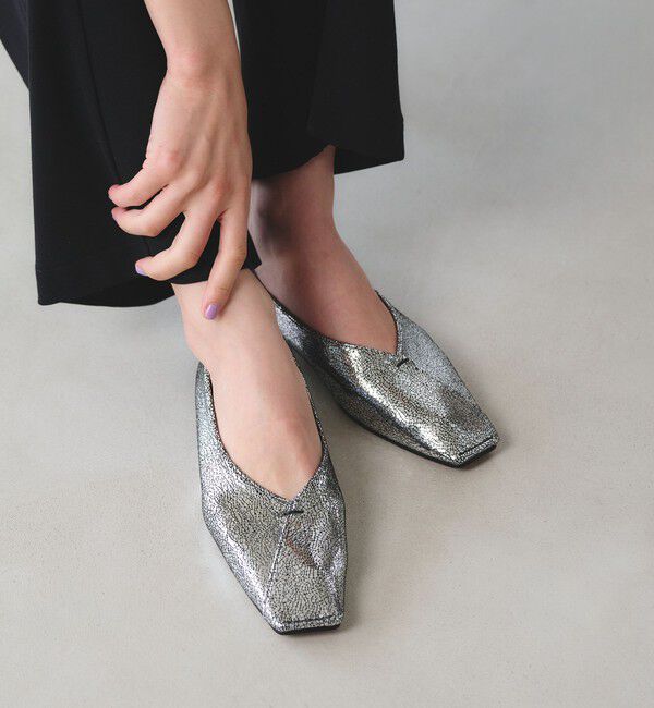 BEAUTY&YOUTH UNITED ARROWS「Vカット メタリックカラー フラットシューズ」|ローファー|SILVER