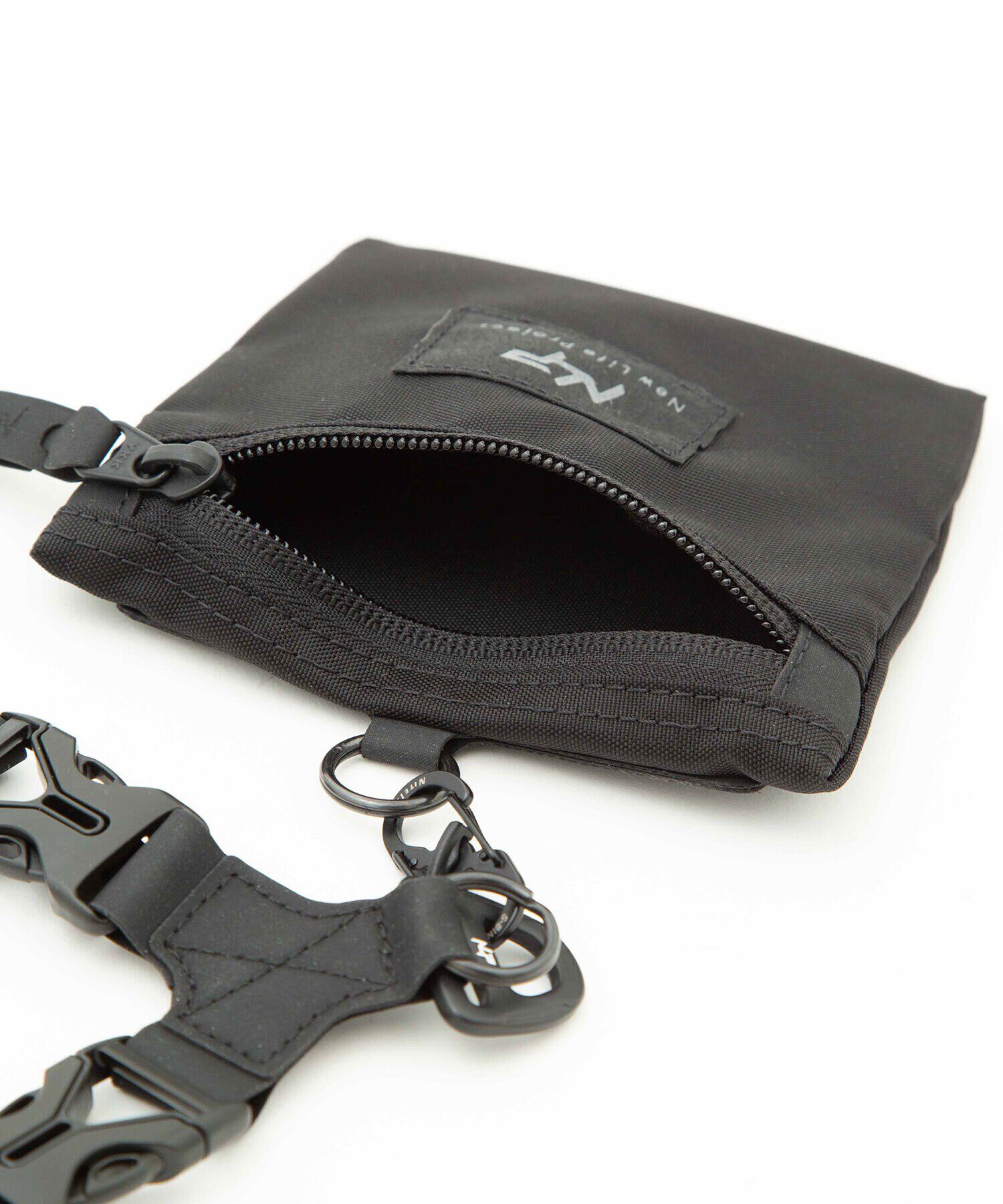 nano･universe「New life Project/別注MULTI STRAP WITH ZIP･ID」|ショルダー・メッセンジャー|