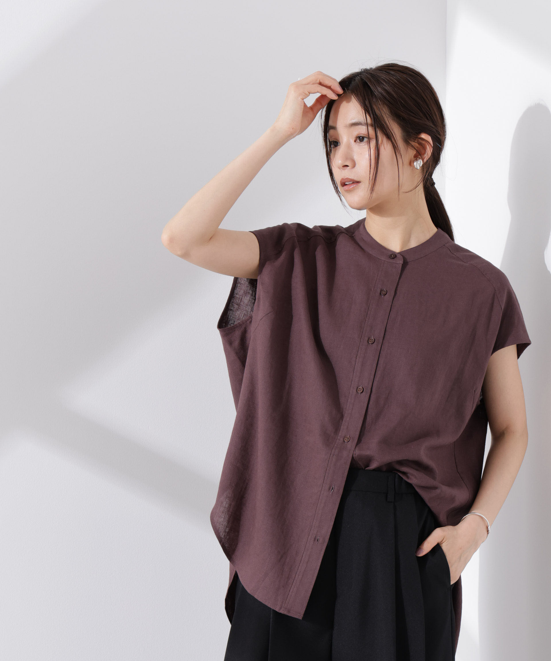 NANO universe「Anti Smell Linen フレンチスリーブシャツ」|シャツ・ブラウス|ブラウン
