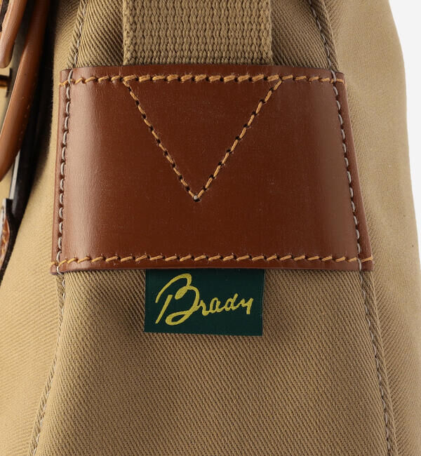 Brady「Brady | ARIEL TROUT SMALL UNISEX」|ショルダー・メッセンジャー|