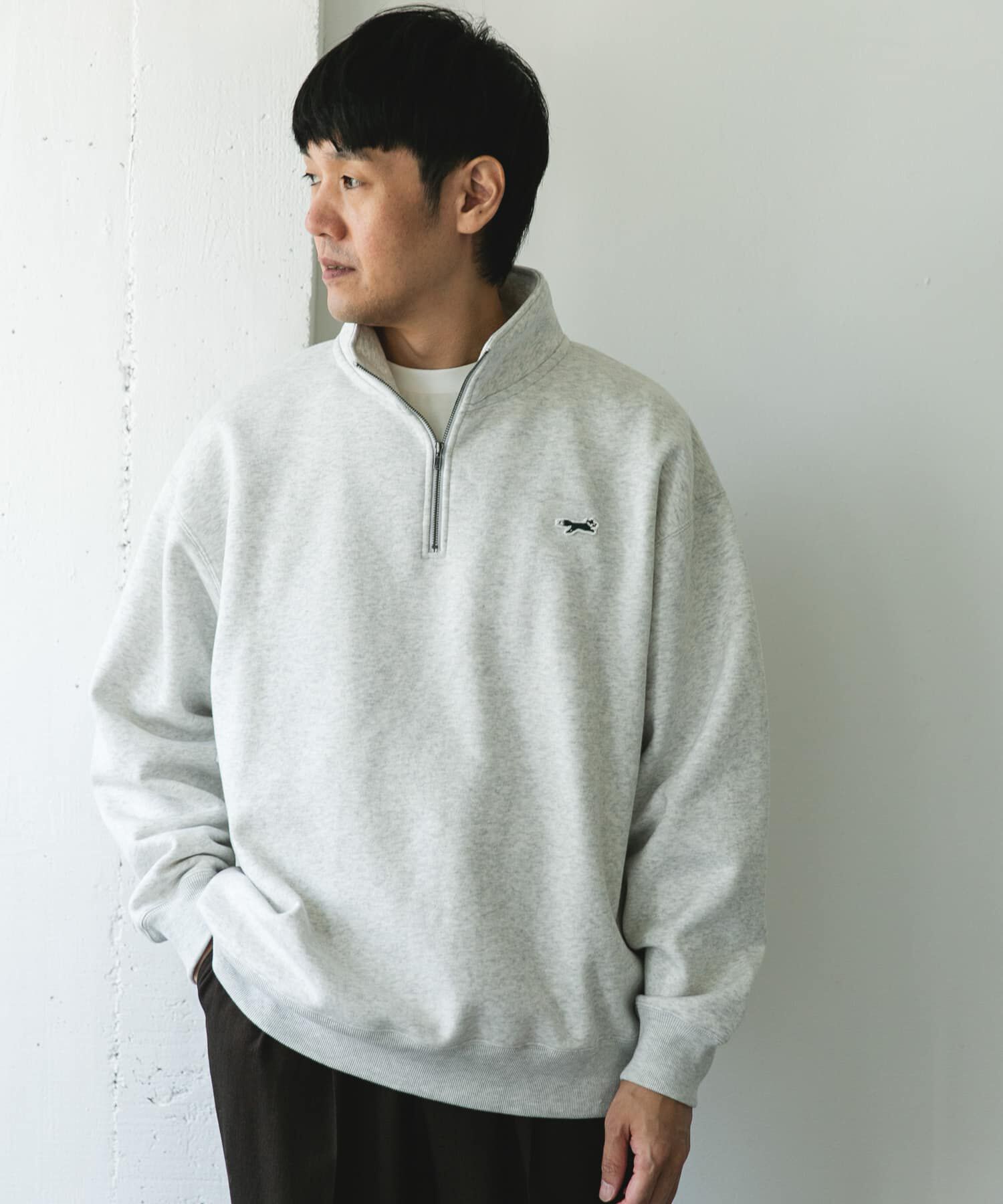URBAN RESEARCH DOORS「『XLサイズ/WEB限定』『別注』PENNEYS&times;DOORS　THE FOX ハーフジップスウェット」|スウェット・ジャージ|