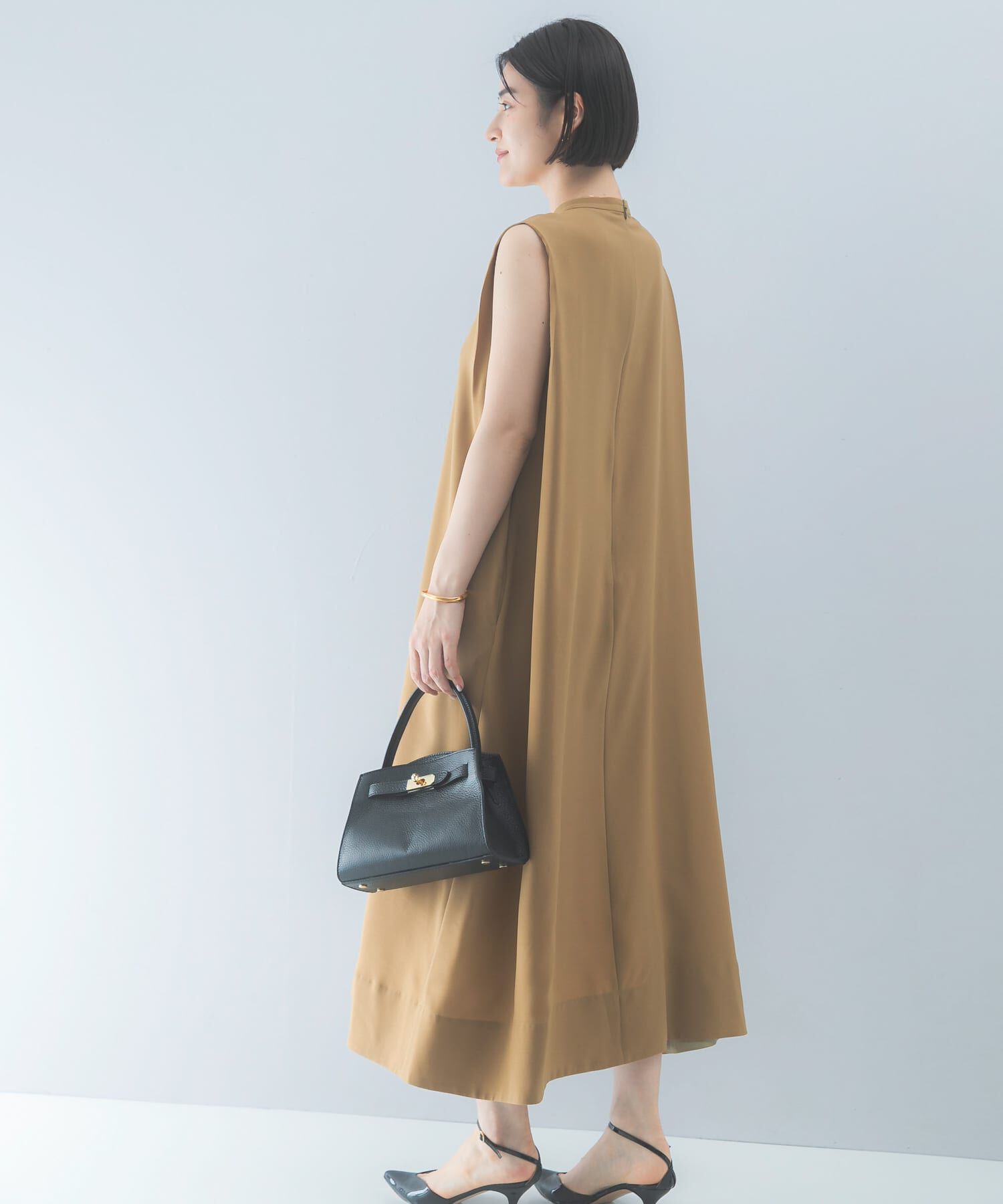 URBAN RESEARCH ROSSO「クールタッチ 吸水速乾キーネックフレアワンピース」|ワンピース|