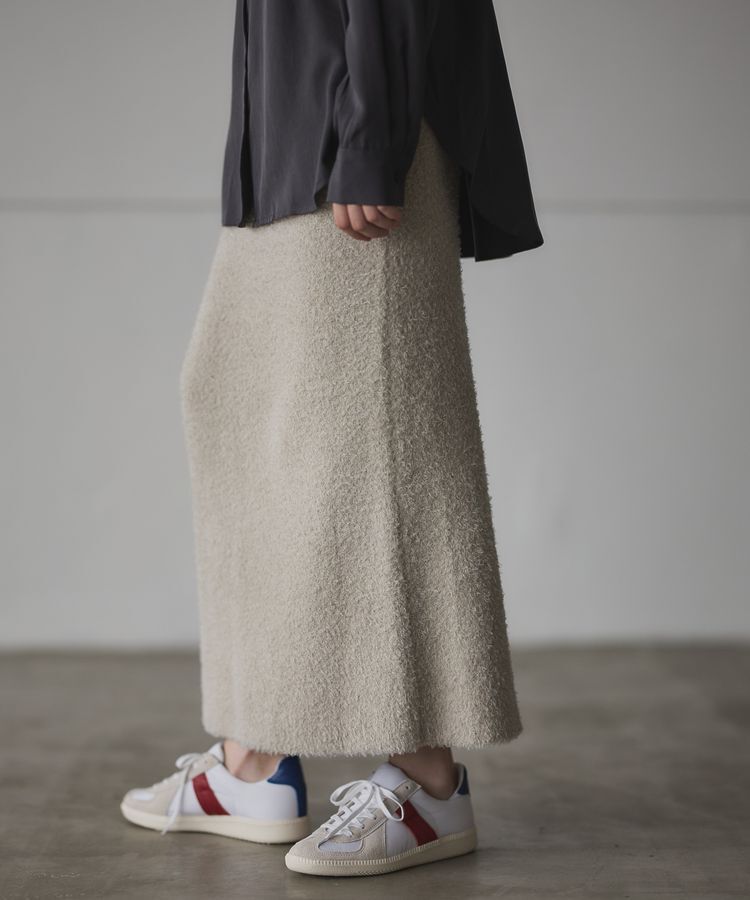 GARAGE OF GOOD CLOTHING「フェザーヤーンロングスカート」|タイト|