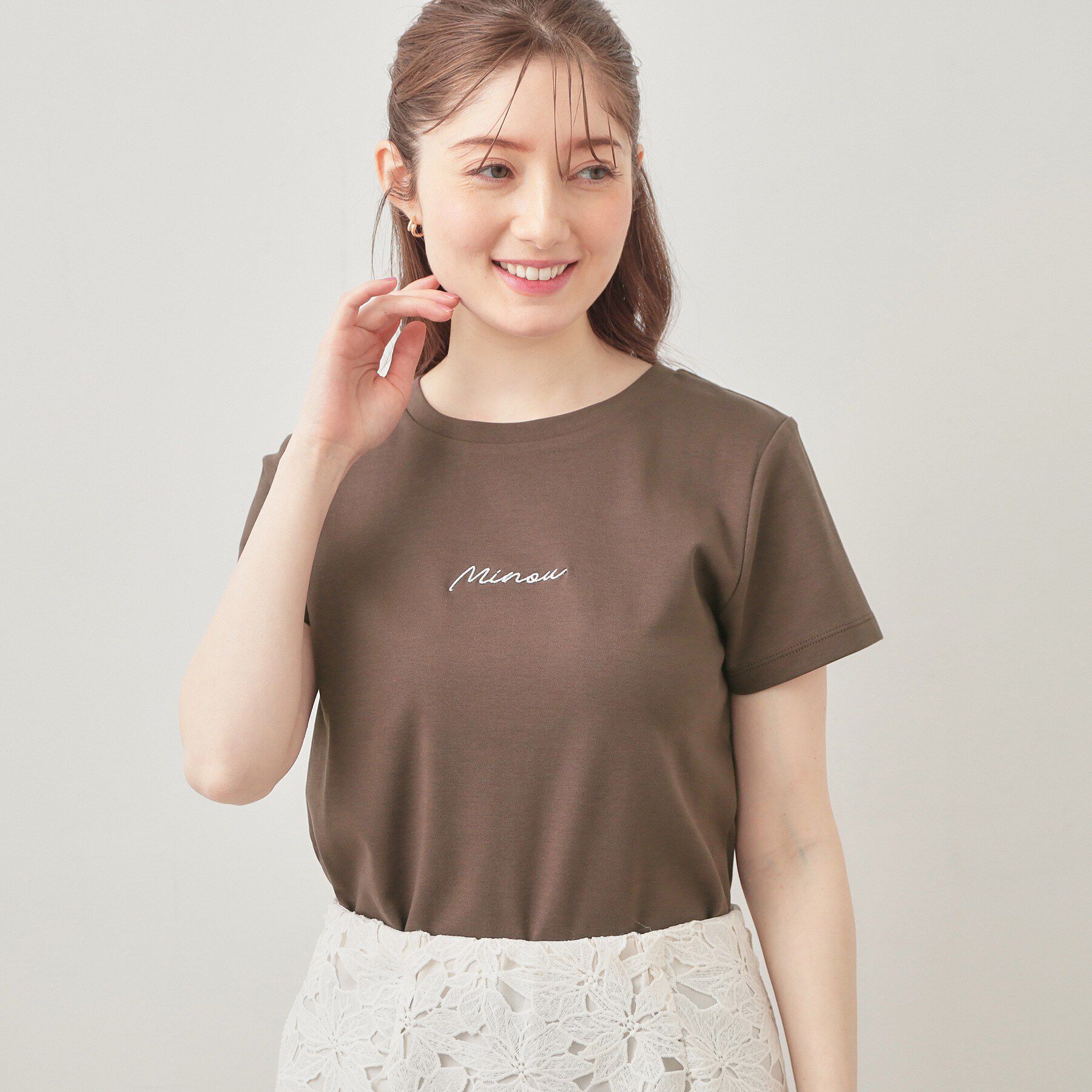 index「【UVケア／接触冷感】フロントロゴ刺繍Tシャツ《洗濯機OK／S-3L／7col》」|Tシャツ・カットソー|ブラウン(844)