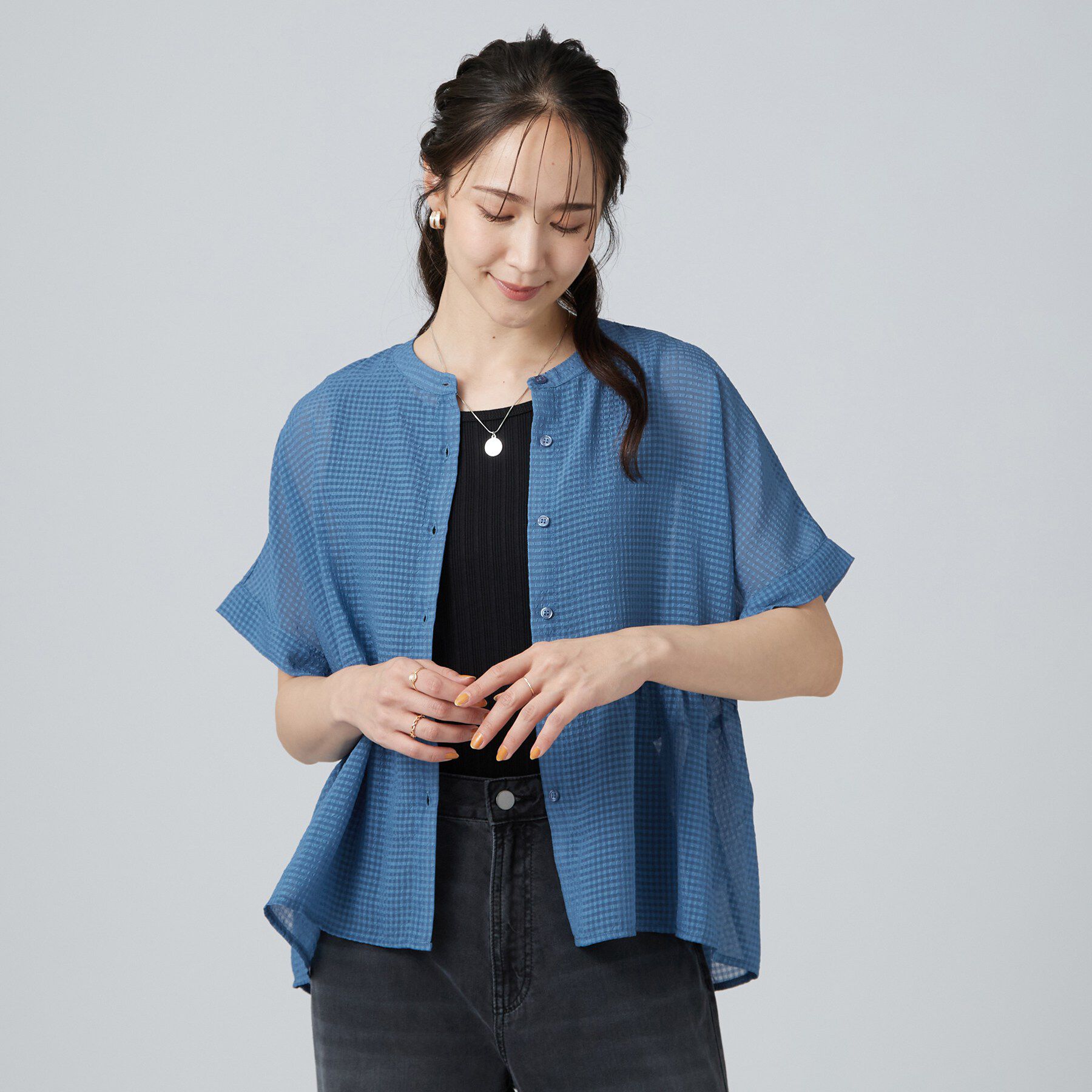 SHOO･LA･RUE「【体型カバー/洗濯機可】二の腕とお腹周りが隠せる シアーペプラムブラウス」|シャツ・ブラウス|