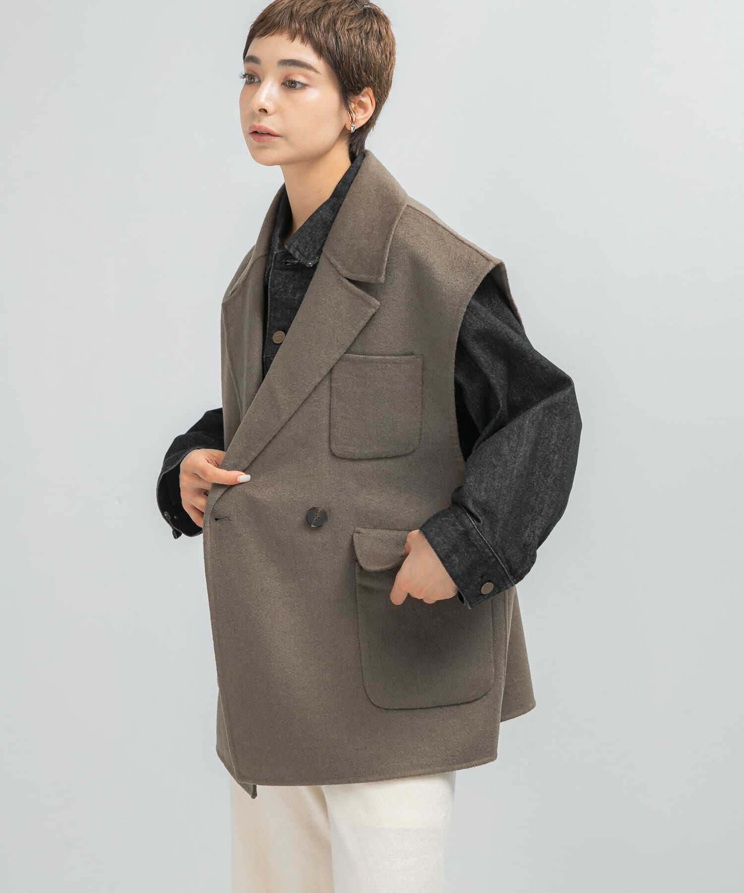 URBAN RESEARCH ROSSO「『一部別注カラー』YENN　DOUBLE FACE VEST JACKET」|ノーカラーコート|カーキ