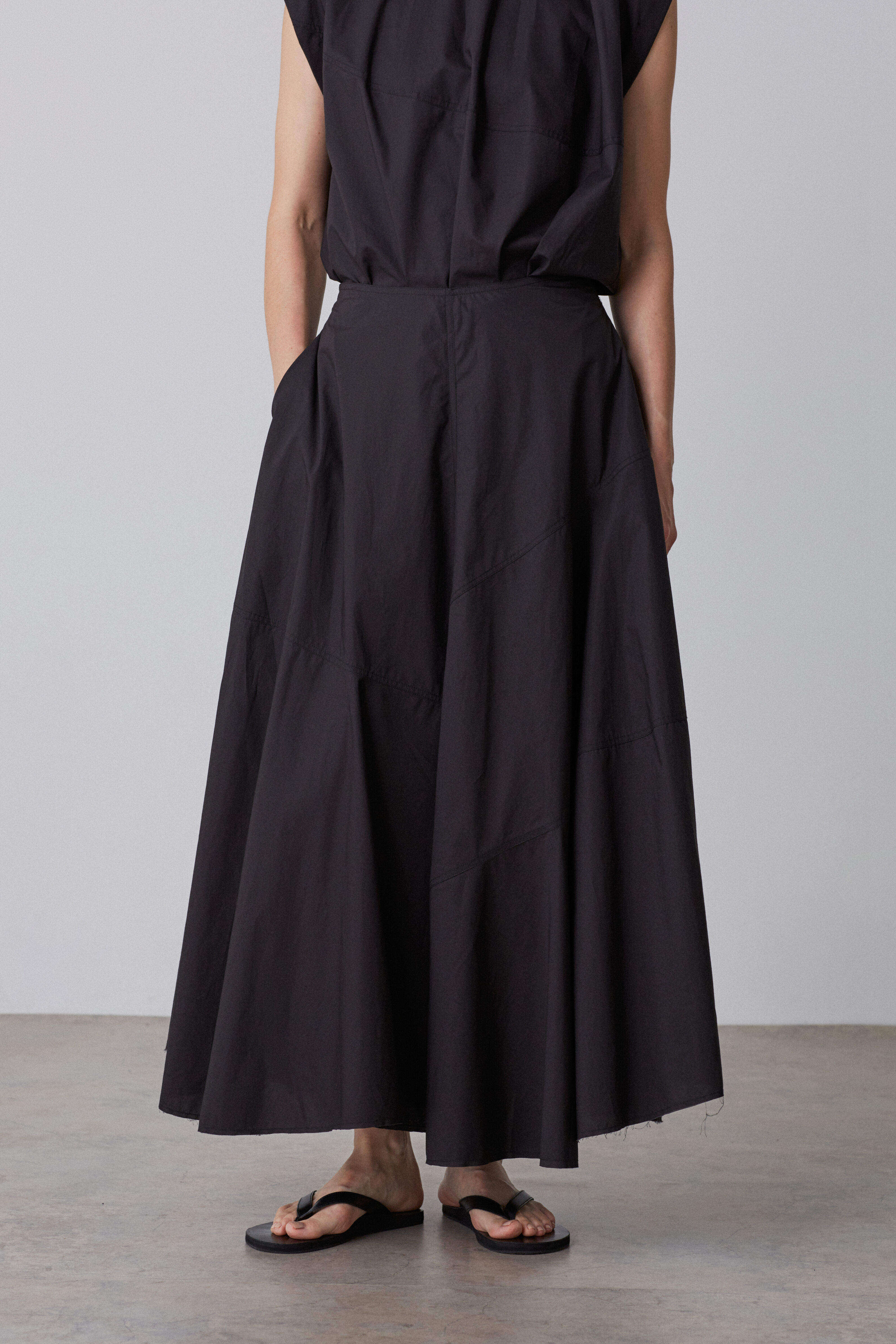 YLEVE 「YLEVE / SUVIN COTTON TYPEWRITER SKIRT」|スカート|