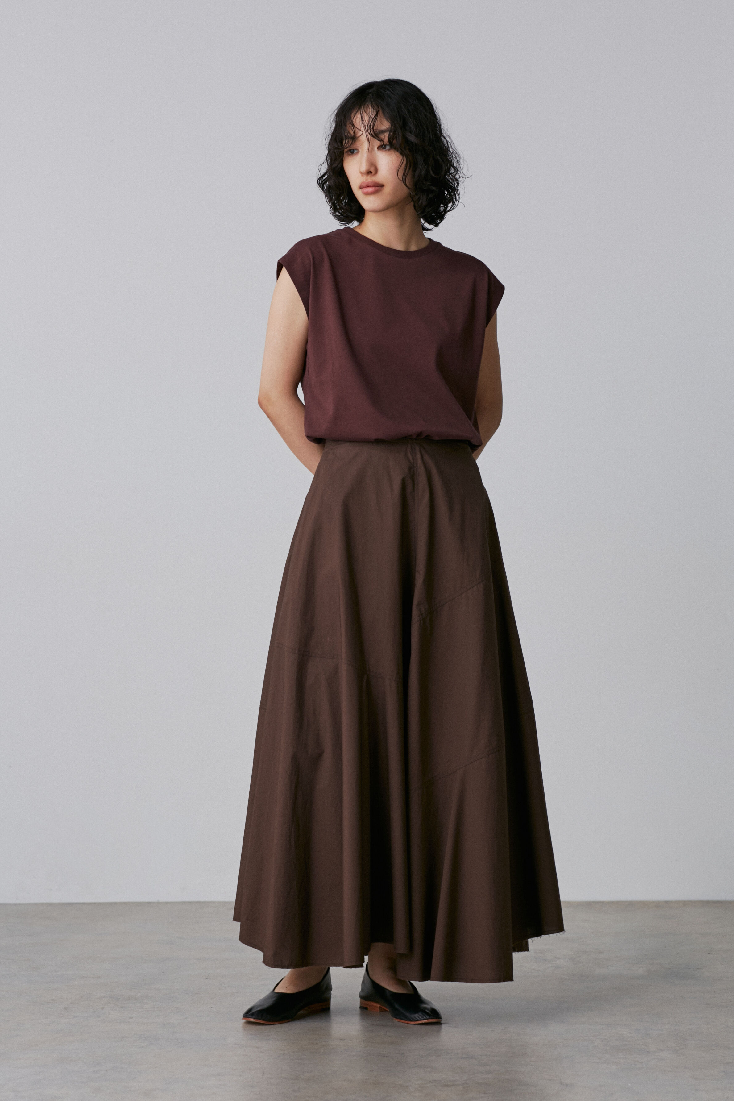 YLEVE 「YLEVE / SUVIN COTTON TYPEWRITER SKIRT」|スカート|ブラウン