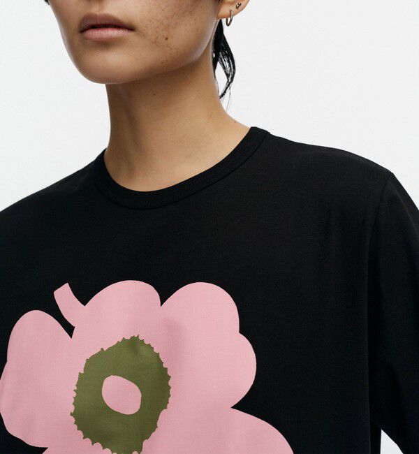 Marimekko「【アジア限定】Erna Unikko Placement Tシャツ」|シャツ・ブラウス|