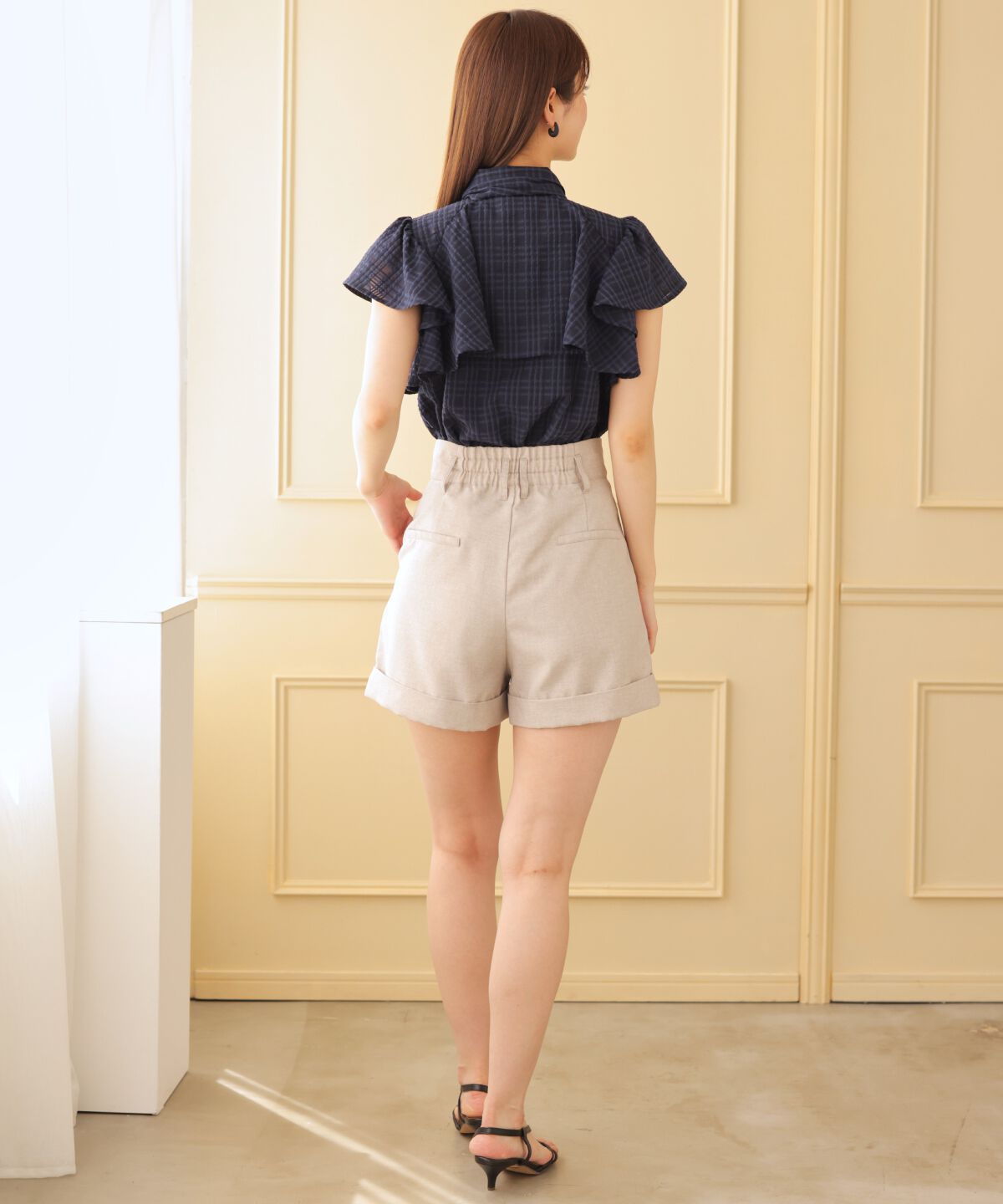 アンドクチュール「ライトタックショートパンツ」|キュロット|