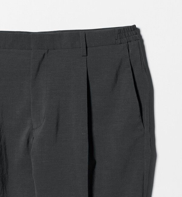 UNITED ARROWS「タフタ サイドシャーリング 1プリーツ パンツ UA COZY ウォッシャブル ヨコストレッチ」|スラックス|