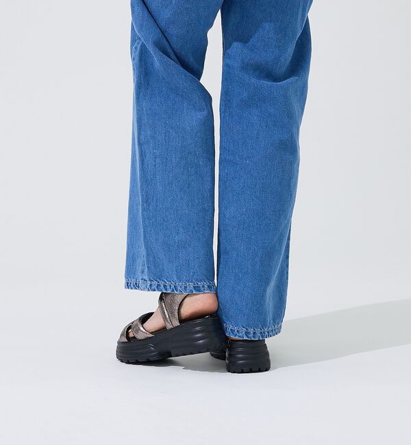 AU BANNISTER「【販売店舗限定】パフィクッションサンダル」|サンダル|