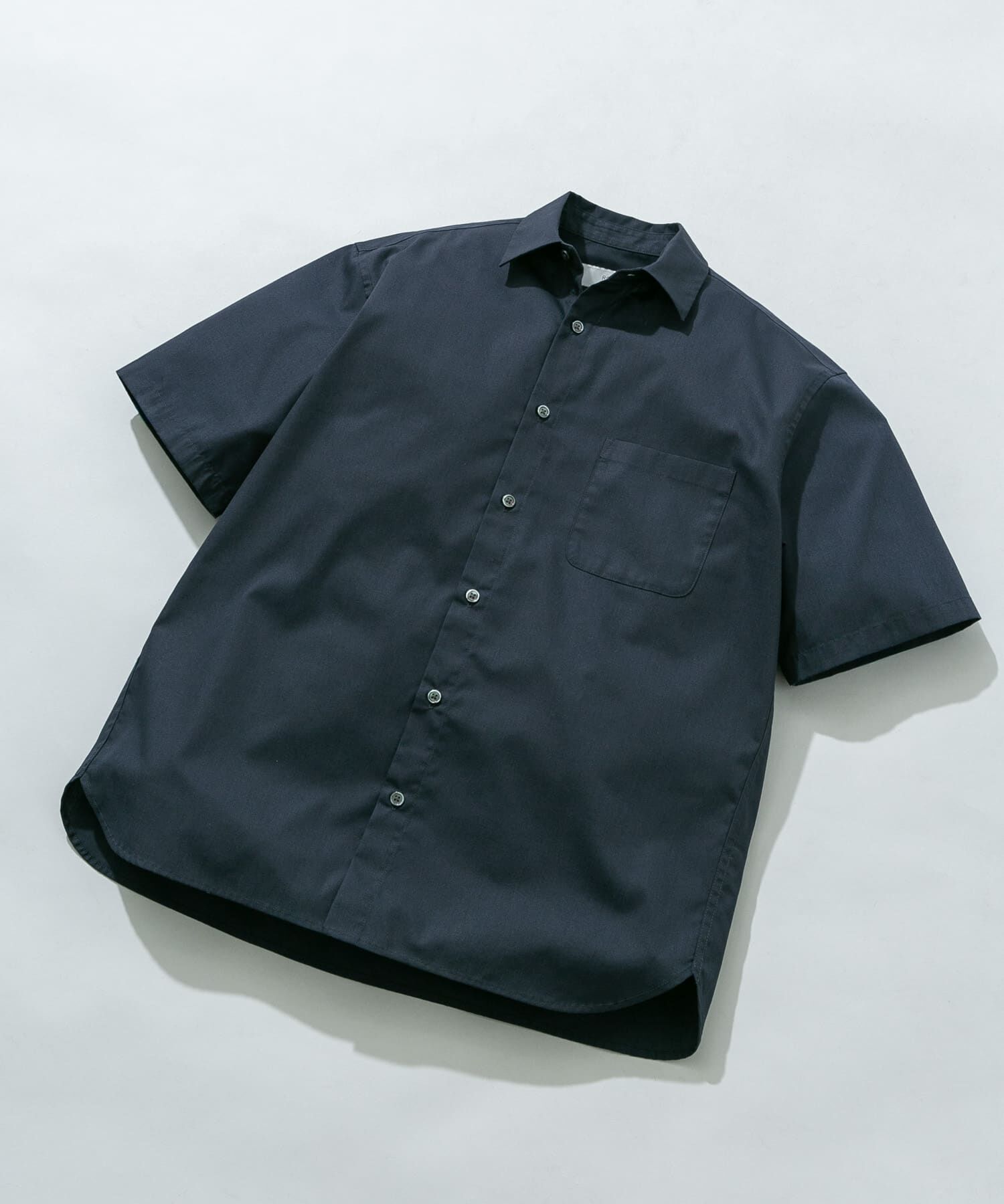 URBAN RESEARCH ROSSO「『XLサイズあり』『防シワ/防臭』アーバンリラックスブロード半袖シャツ」|シャツ・ブラウス|ネイビー