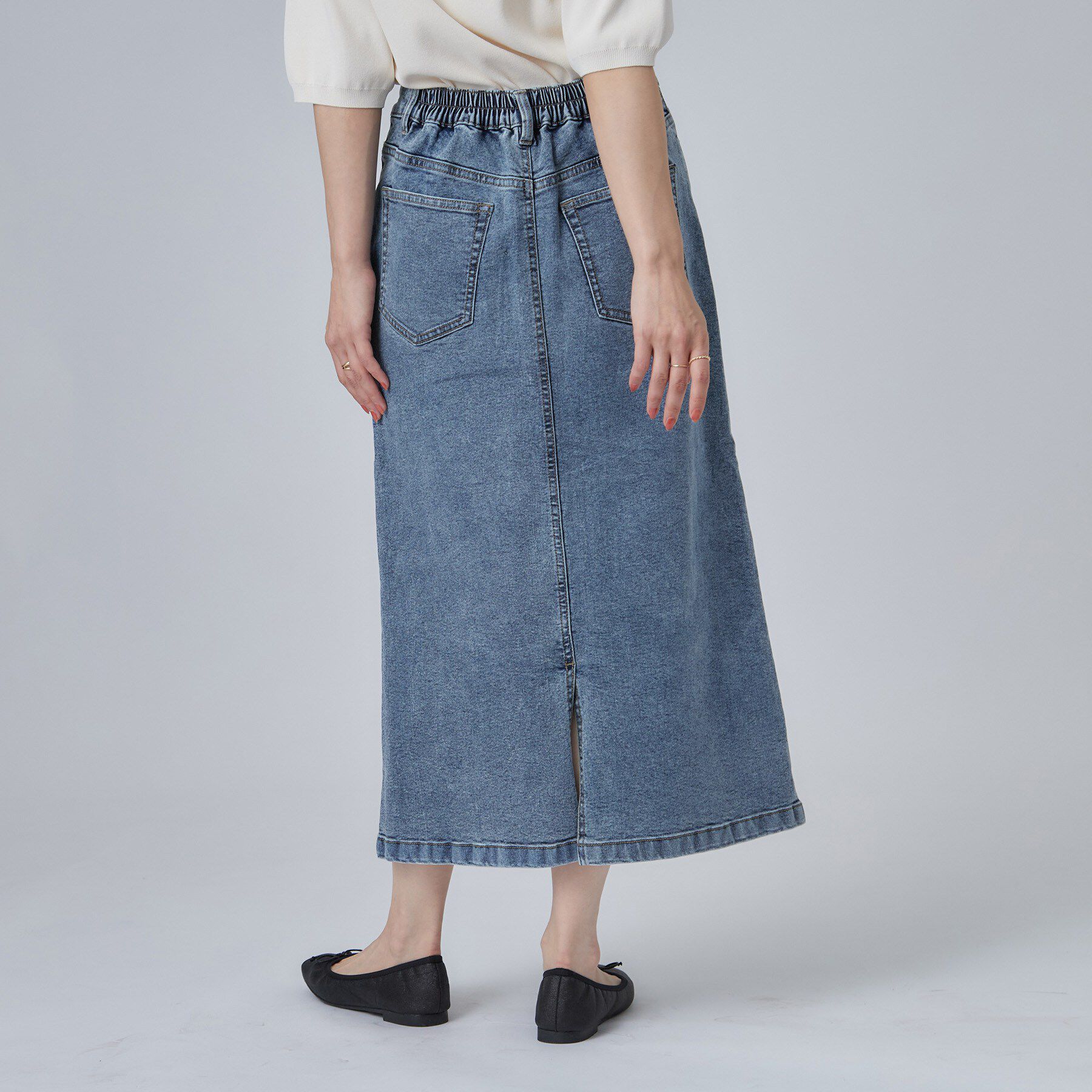 SHOO･LA･RUE「【洗濯機可/S-LL】程よいシルエットで使いやすい ストレッチデニムスカート」|スカート|