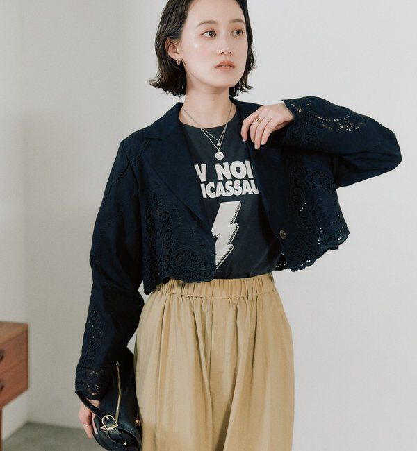  「【繊細なカットワーク刺繍が華やかさを演出】カットワークショートジャケット」|テーラードジャケット|