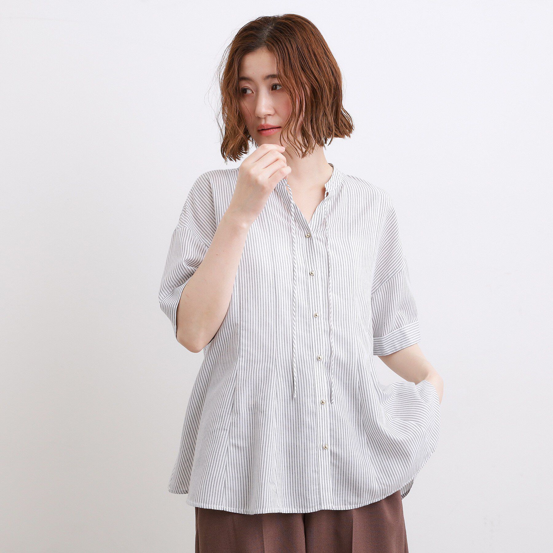grove「【洗濯機OK・ひんやり】さらっと軽やか、夏のフレアシャツ」|シャツ・ブラウス|オフホワイト(303