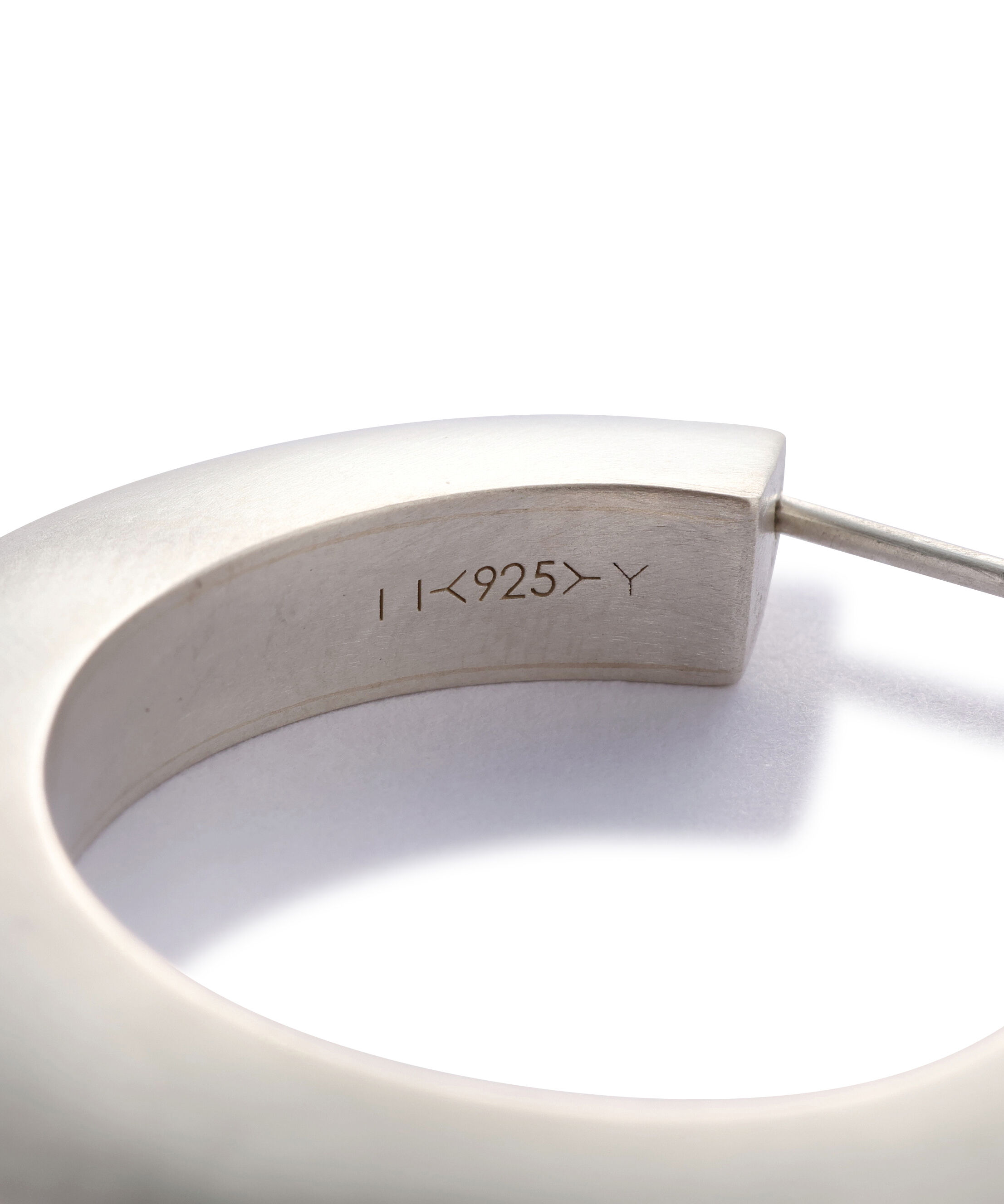YLEVE 「YLEVE / TRIANGLE HOOP EARRING L」|その他|