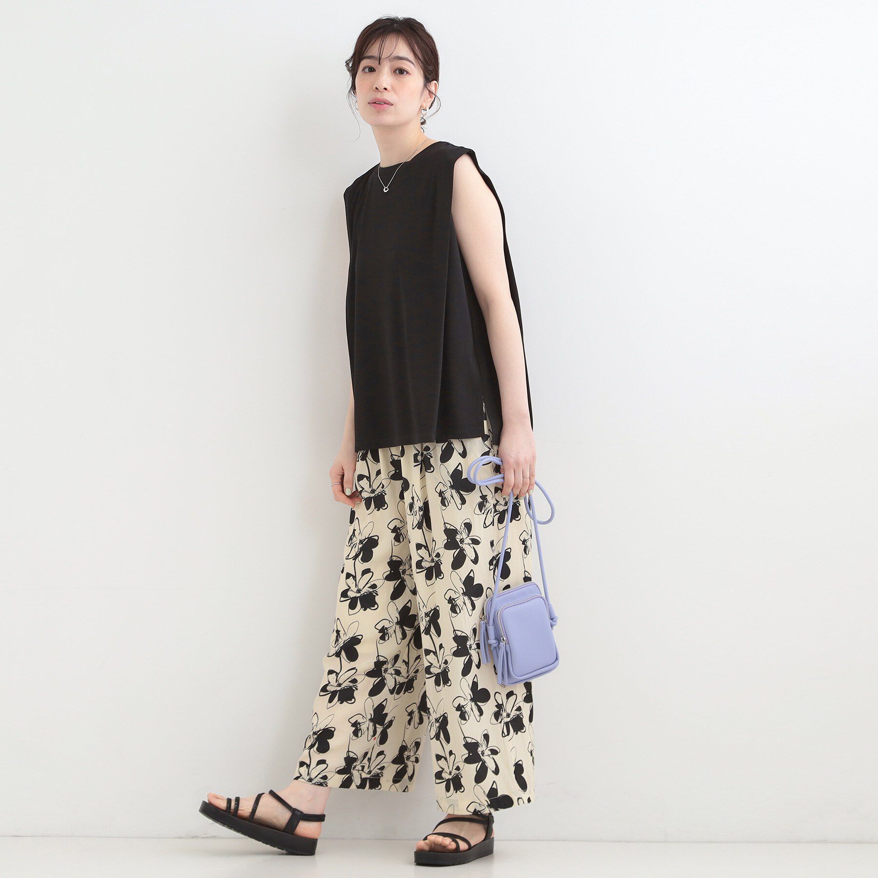 SHOO･LA･RUE「【UVカット/接触冷感】上品に涼し気 とろみタックノースリーブトップス」|Tシャツ・カットソー|