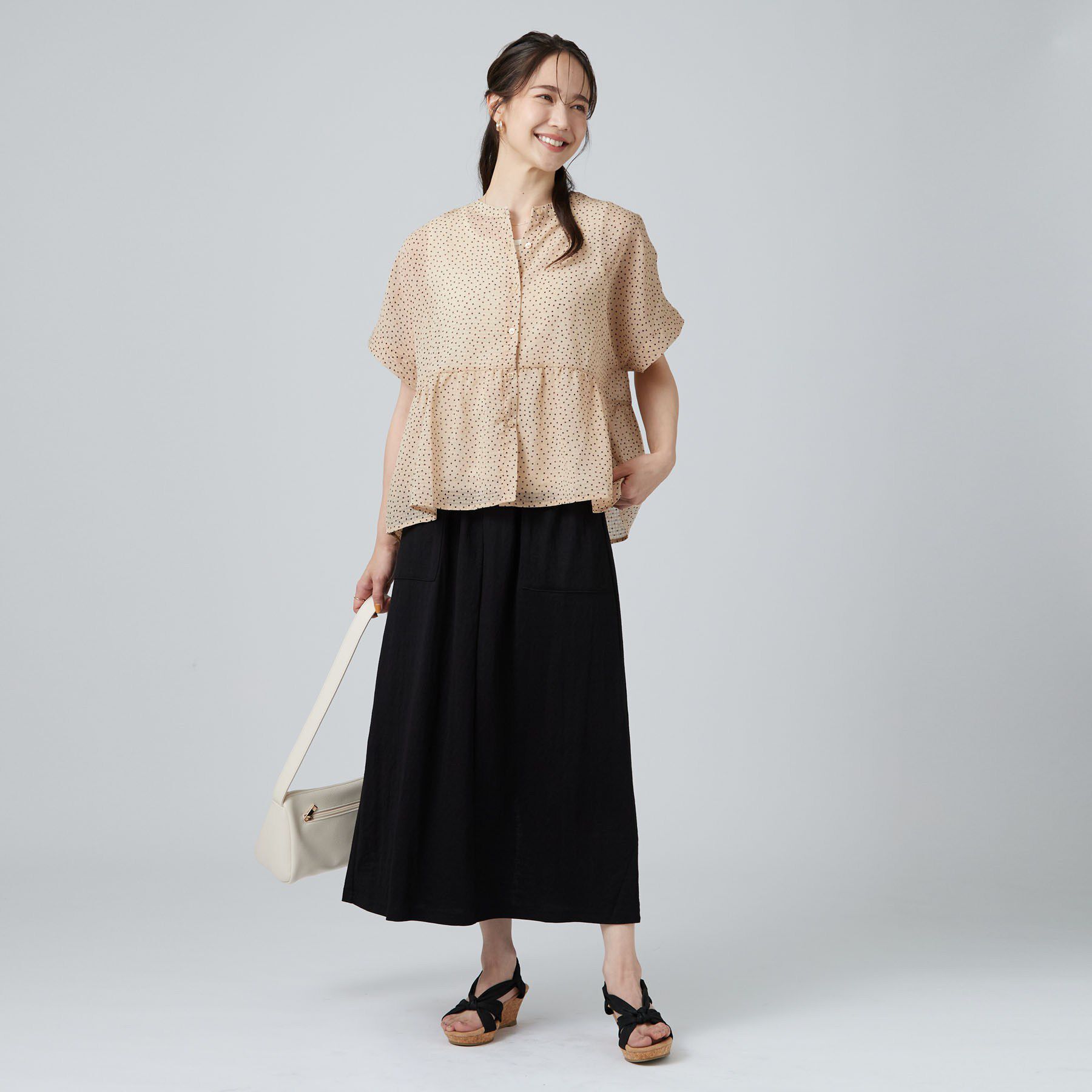 SHOO･LA･RUE「【体型カバー/洗濯機可】二の腕とお腹周りが隠せる シアーペプラムブラウス」|シャツ・ブラウス|