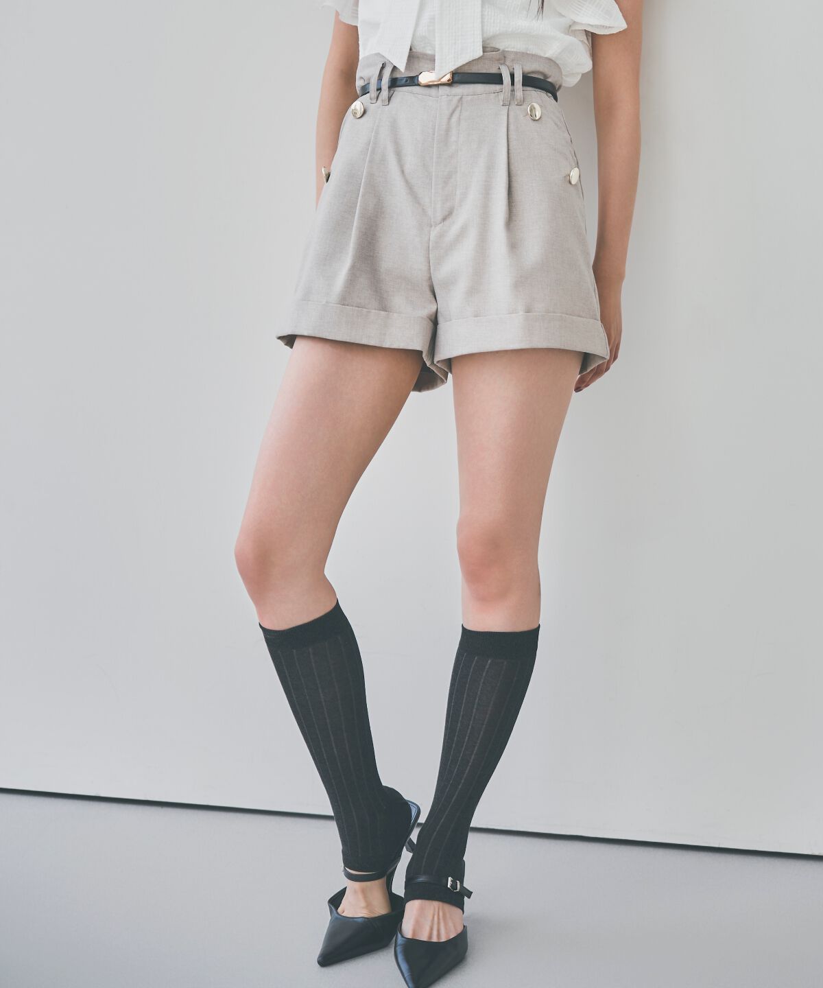 アンドクチュール「ライトタックショートパンツ」|キュロット|