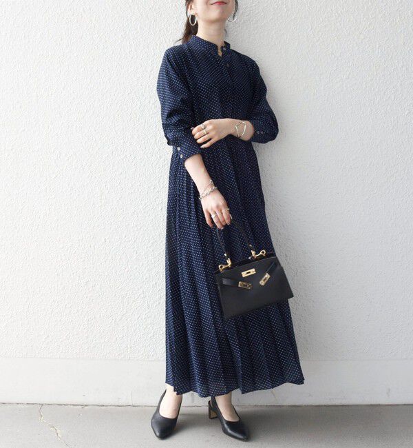 SHIPS any「《予約》SHIPS any:〈手洗い可能〉ドット バンドカラー プリーツ ロング ワンピース」|ワンピース|ネイビー