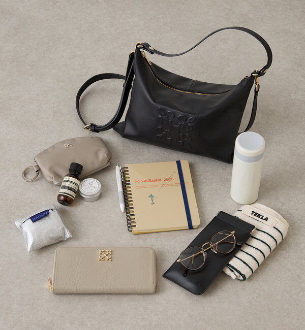  「《本革/370g》エンボスモノグラムショルダーバッグ」|ショルダー・メッセンジャー|