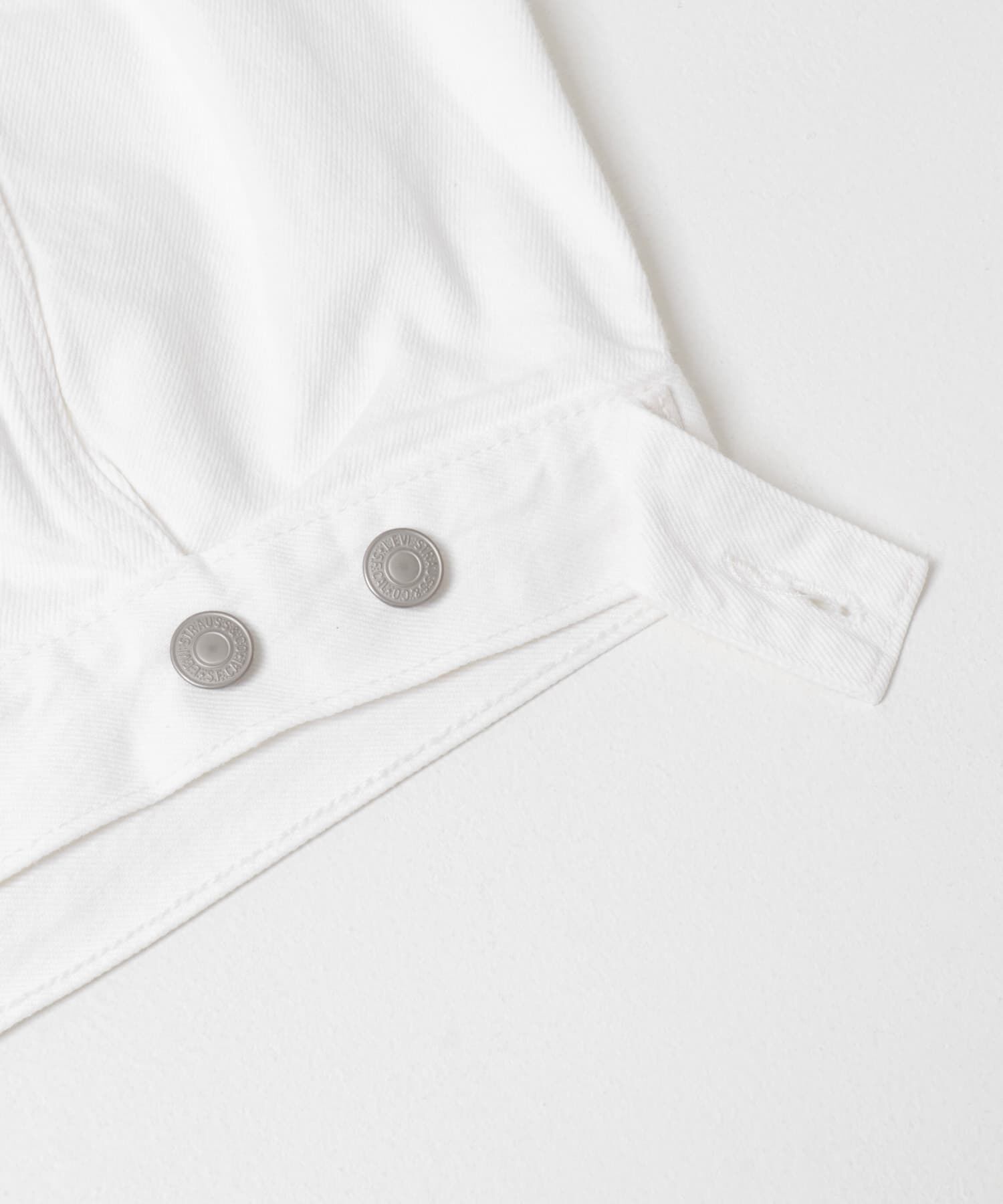 URBAN RESEARCH「LEVI&rsquo;S　COLLARLESS 90S TRUCKER」|デニムジャケット|