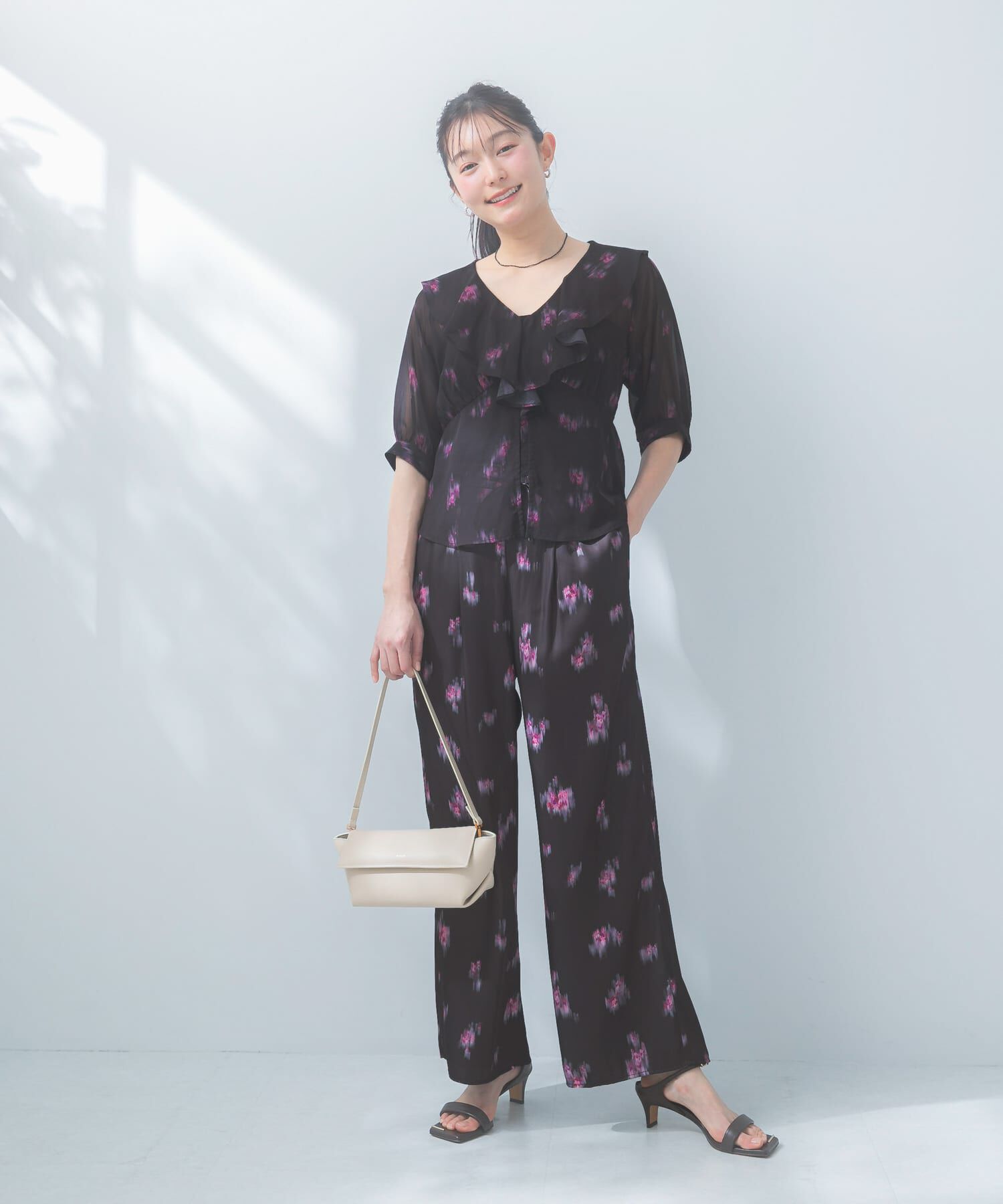 URBAN RESEARCH ROSSO「ダークプリントイージーワイドパンツ」|その他|