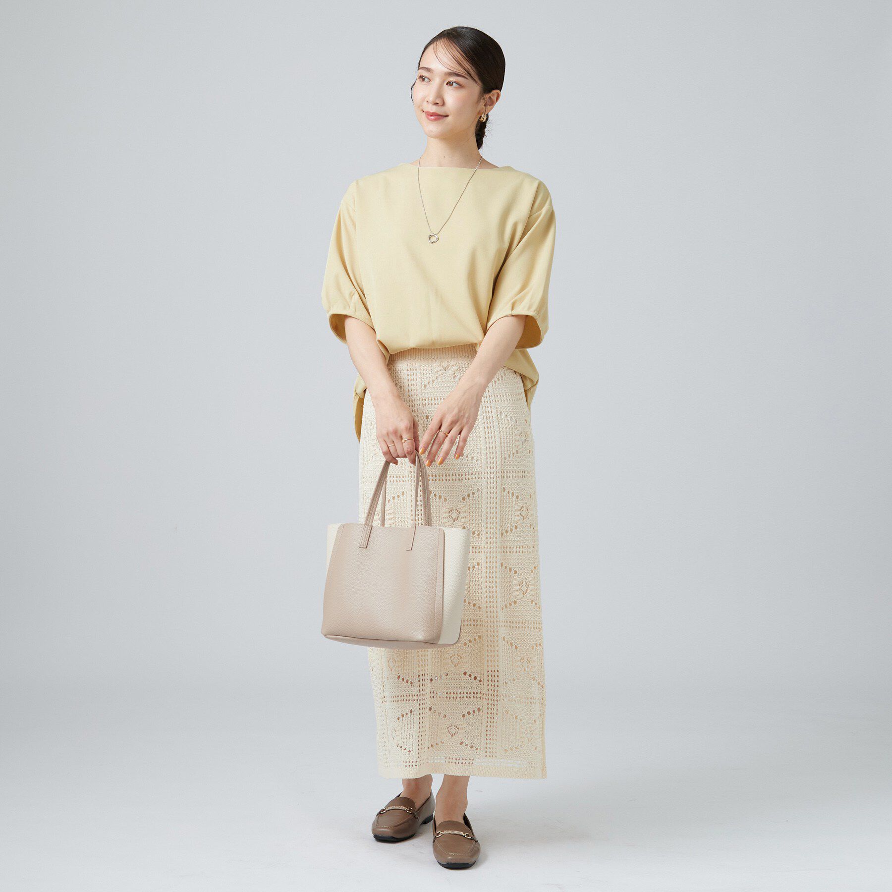 SHOO･LA･RUE「【2点セット/洗濯機可/S-LL】インせず着られる ネックレス付き 5分袖Ｔシャツ」|Tシャツ・カットソー|