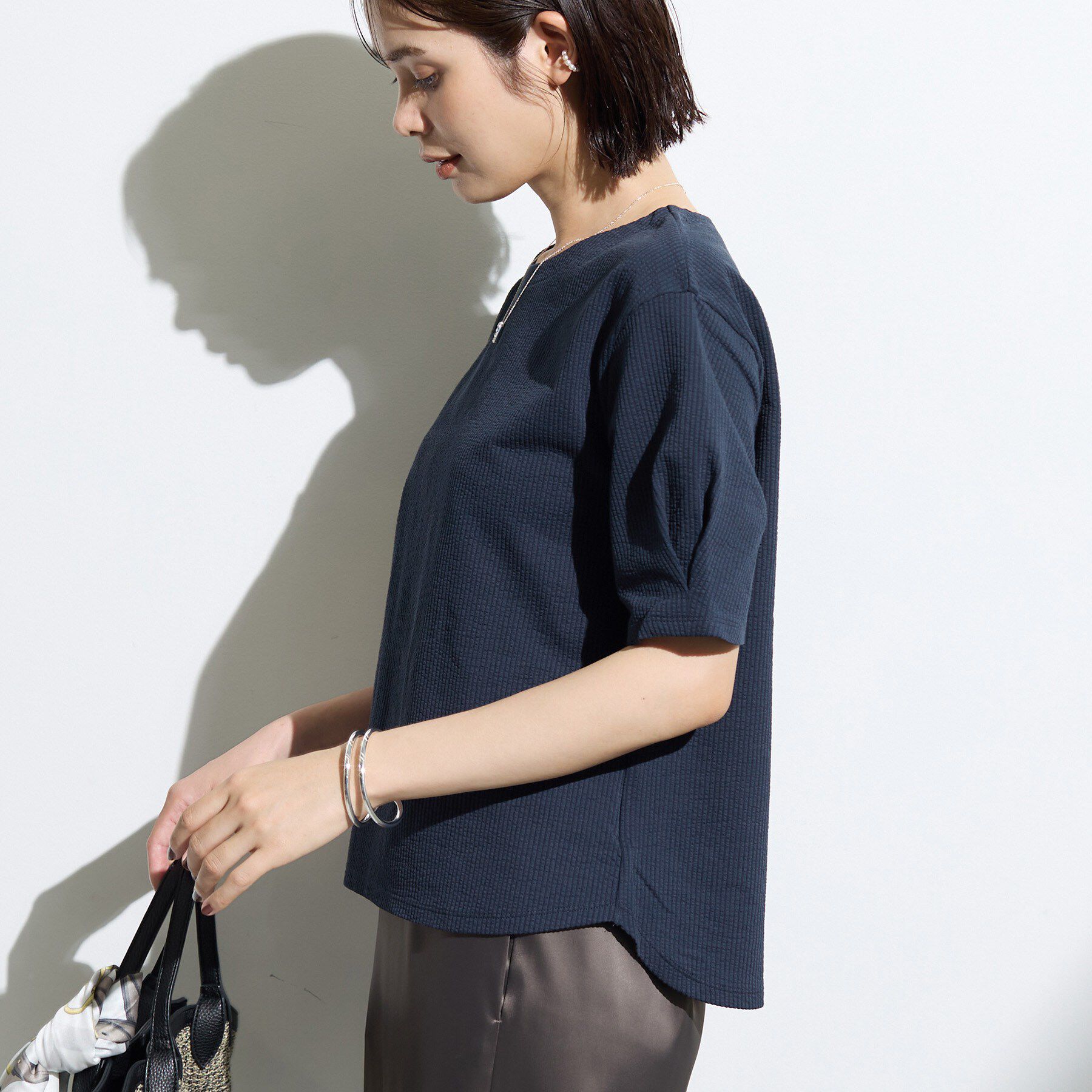 INDIVI「【洗える／凹凸素材】デザインTシャツ」|Tシャツ・カットソー|