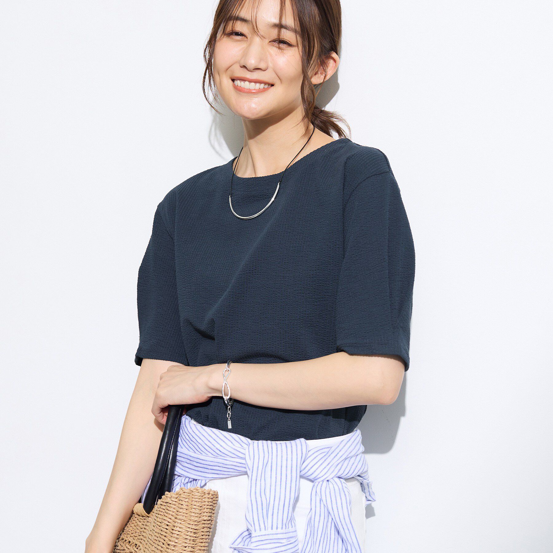 INDIVI「【洗える／凹凸素材】デザインTシャツ」|Tシャツ・カットソー|ネイビー(094)
