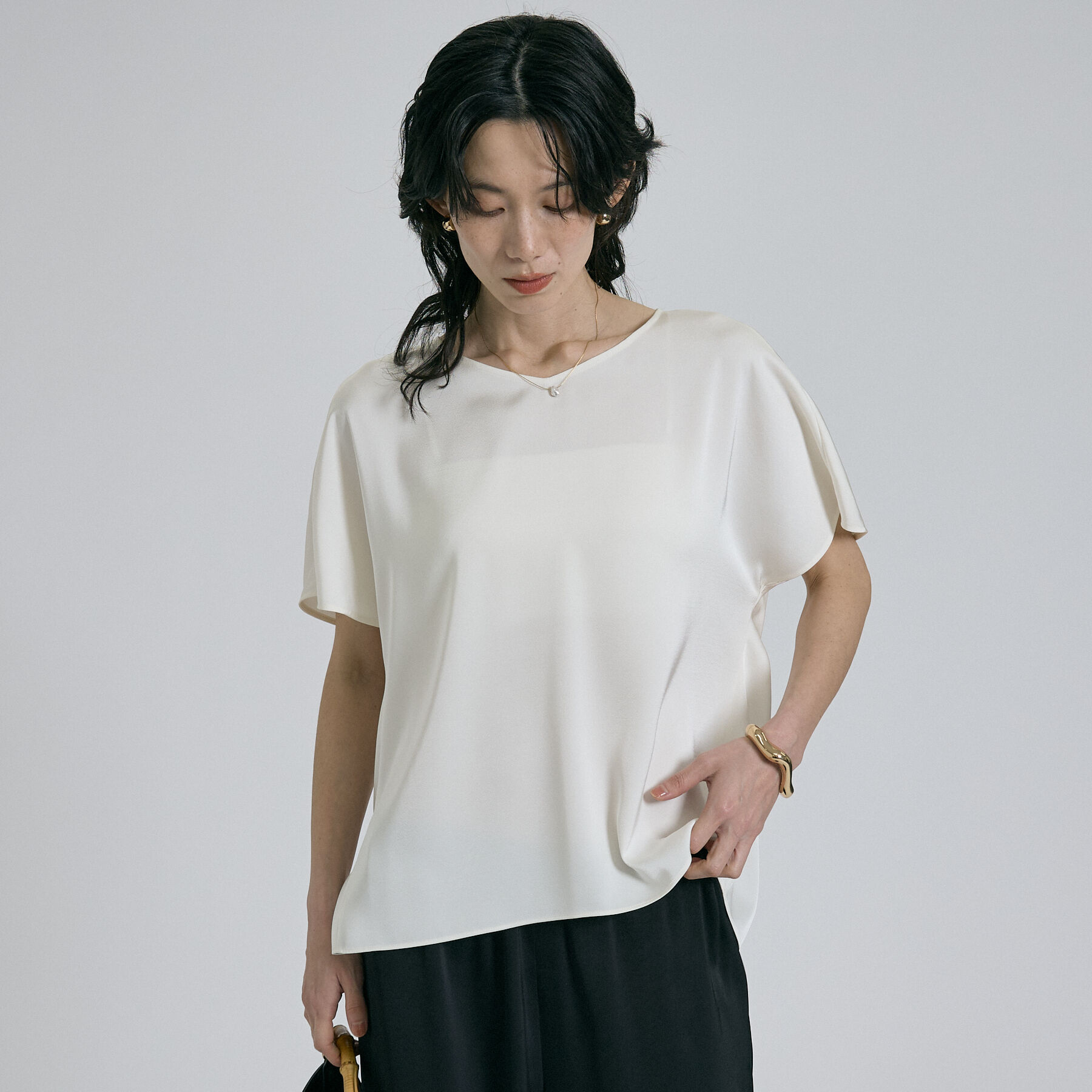 qualite「【接触冷感＆吸水速乾】新色入荷！クールサテンブラウス/セットアップ対応」|シャツ・ブラウス|