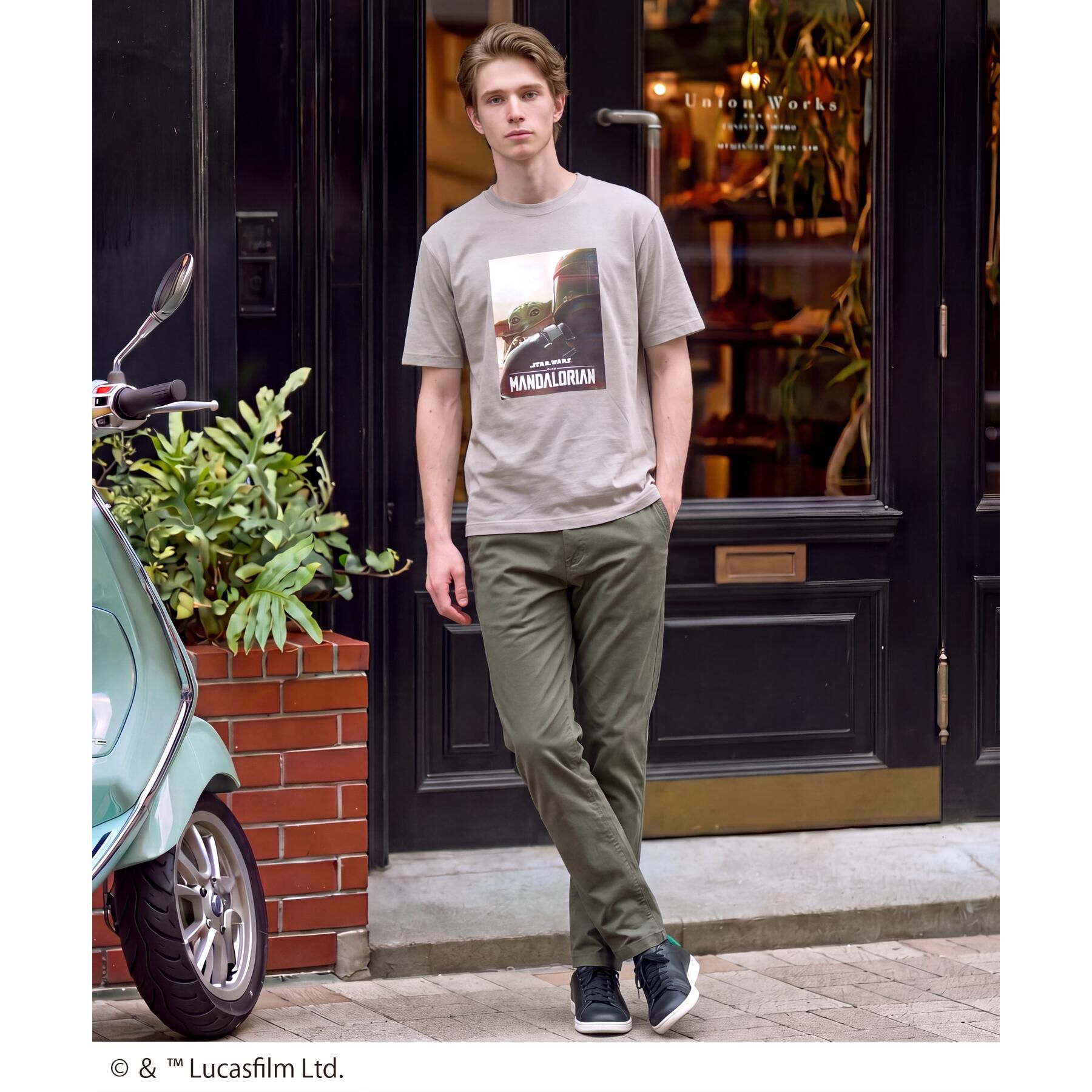 DRESSTERIOR「【接触冷感】STAR WARS マンダロリアン・アンド・グローグー Tシャツ」|Tシャツ・カットソー|
