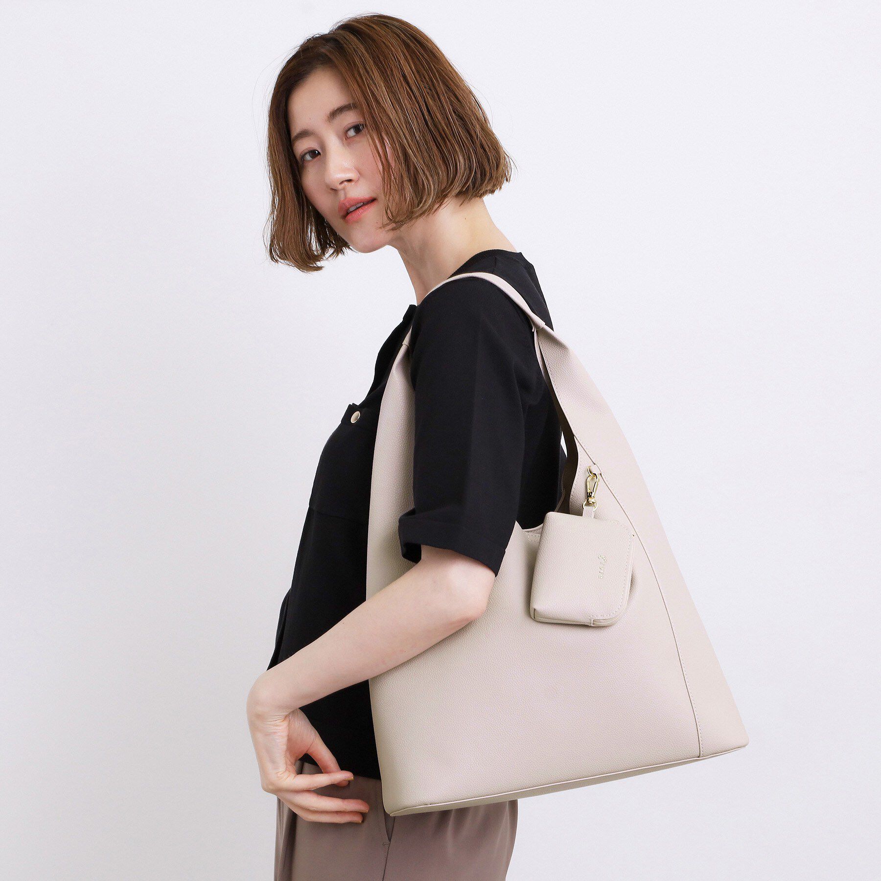 grove「【今季トレンド】ポーチ付きワンショルダー」|トートバッグ|