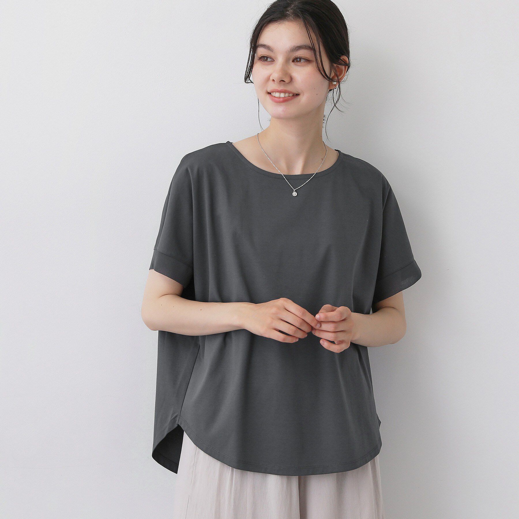 Dessin「【接触冷感/UVカット】美光沢カットソーワイドシルエット」|Tシャツ・カットソー|