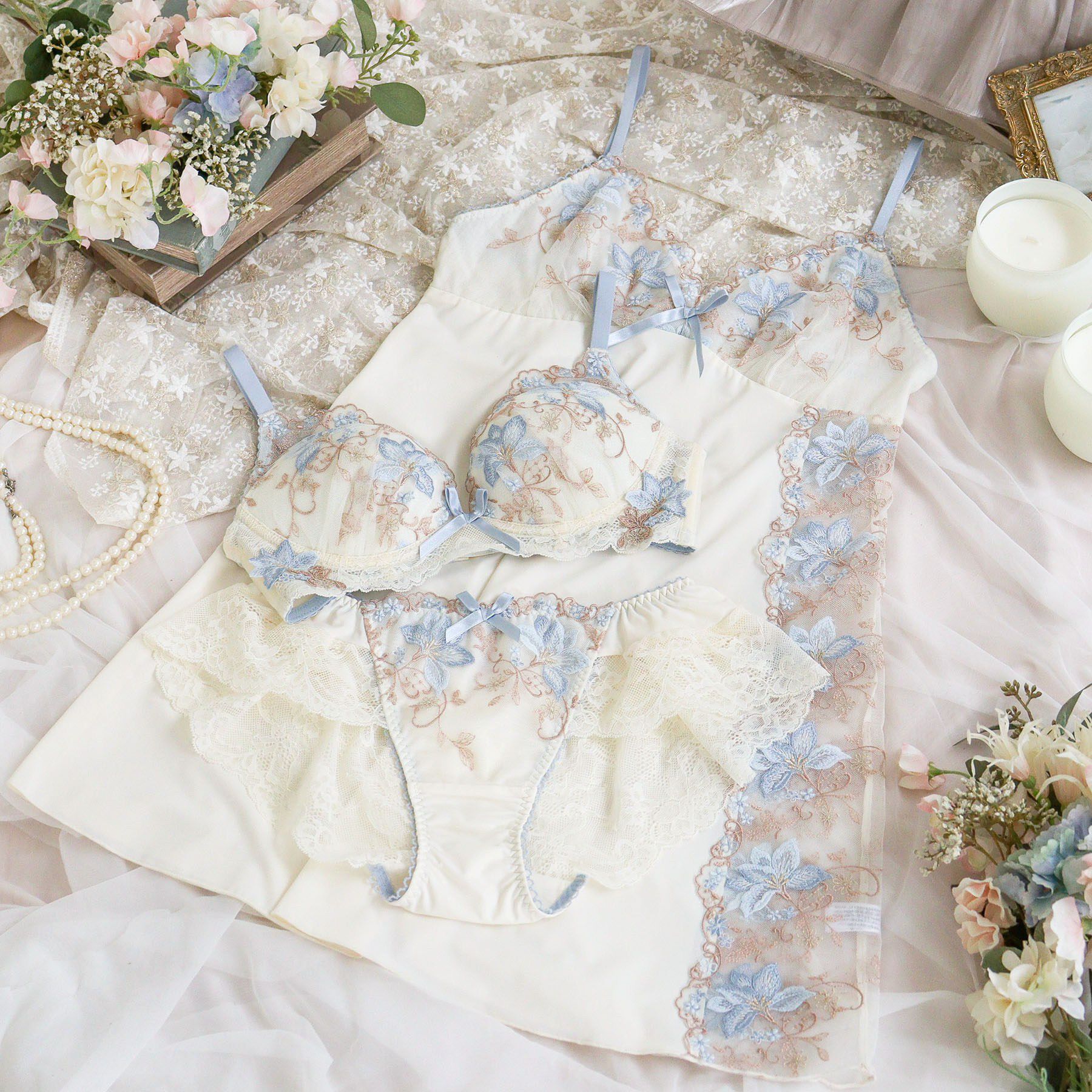 Risa Magli「フルーリ ノンワイヤーブラ (D-F) ＜メロフィータイプ＞」|インナー|