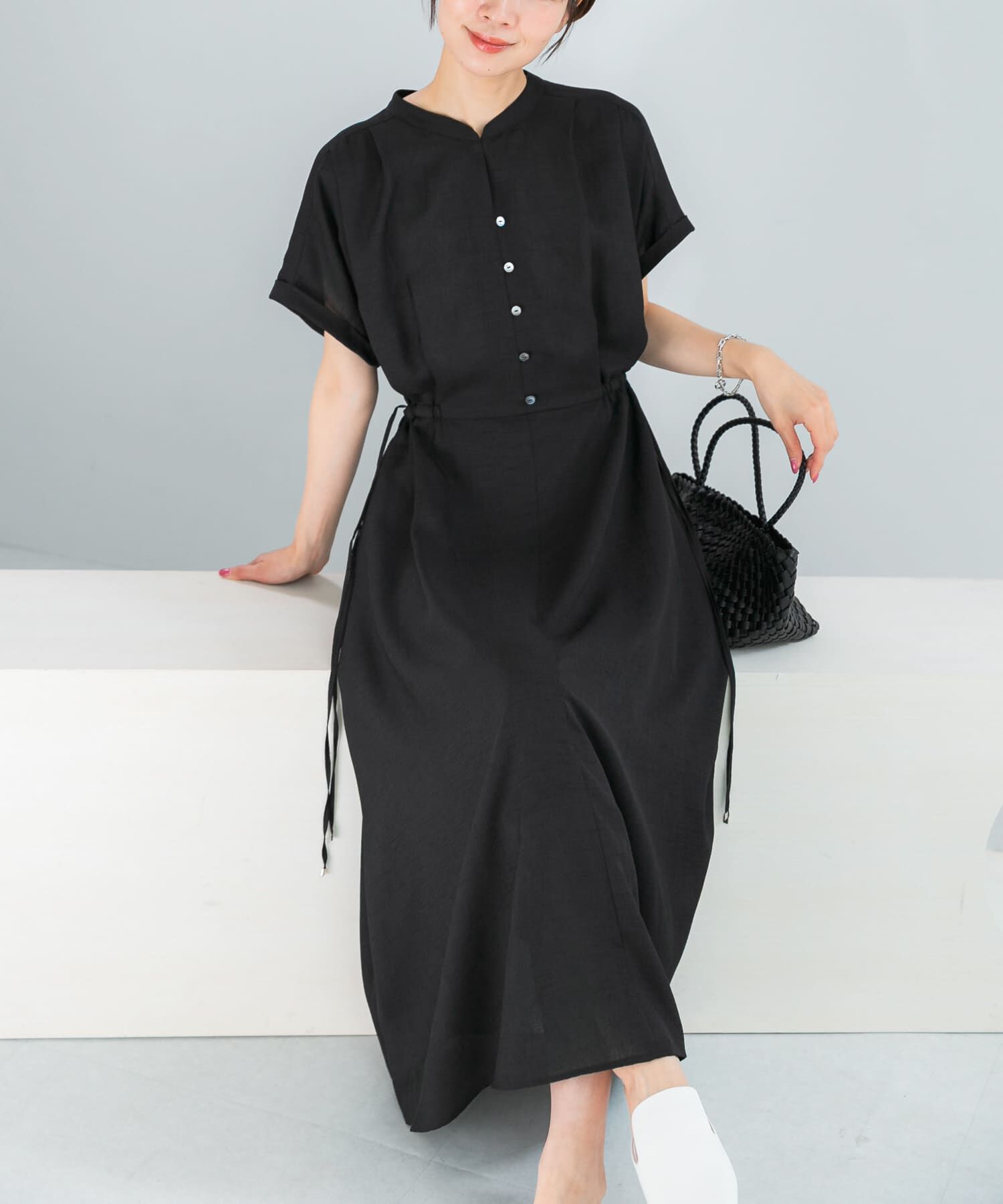 URBAN RESEARCH ROSSO「ウォッシャブルセミシアー2WAYネックワンピース」|ワンピース|